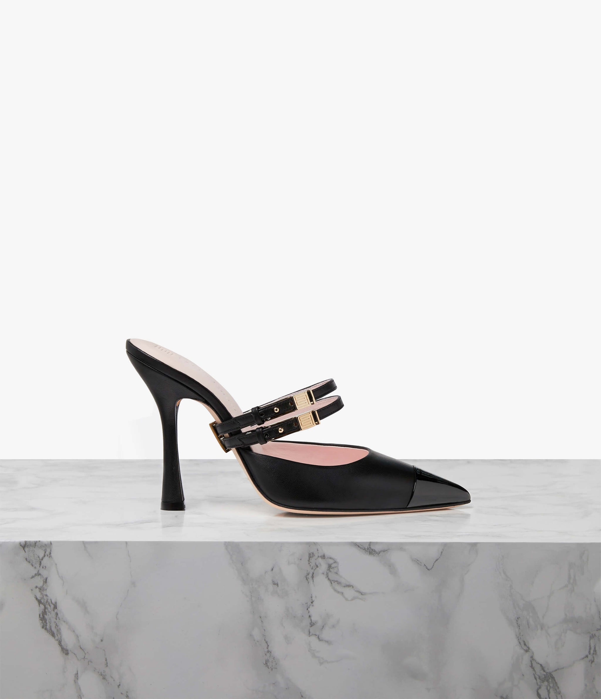 Buy SASSO NAPPA BLACK | UK Size: 7 | Width: Regular Refurbished - $138.60 SASSO NAPPA BLACK | UK Size: 7 | Width: Regular Refurbished - Each & Every refurbished available on Cerqular