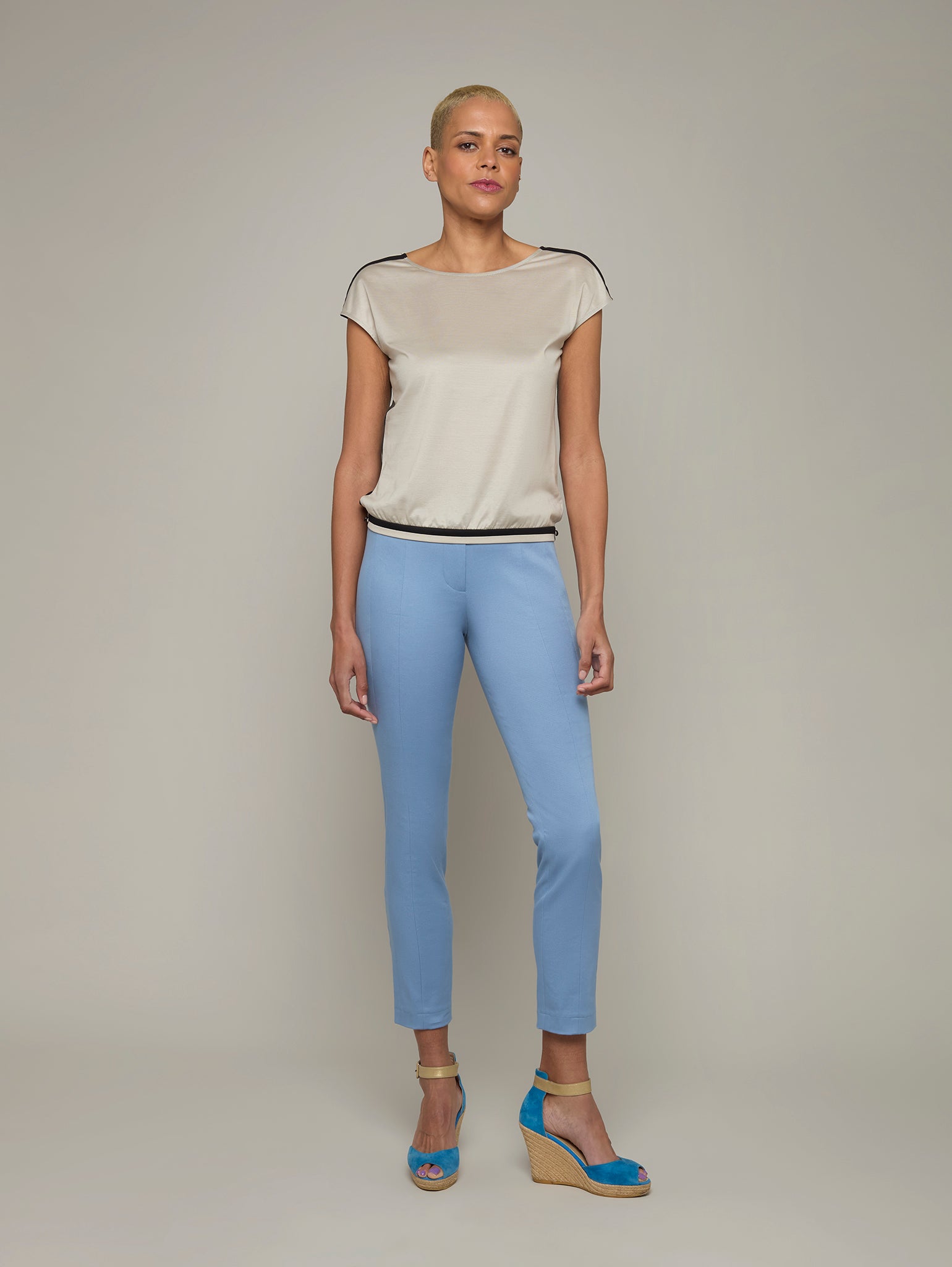 SEDGE | High Waist Skinnies | Size: Pale Denim / XXS Refurbished - N/A refurbished available on Cerqular