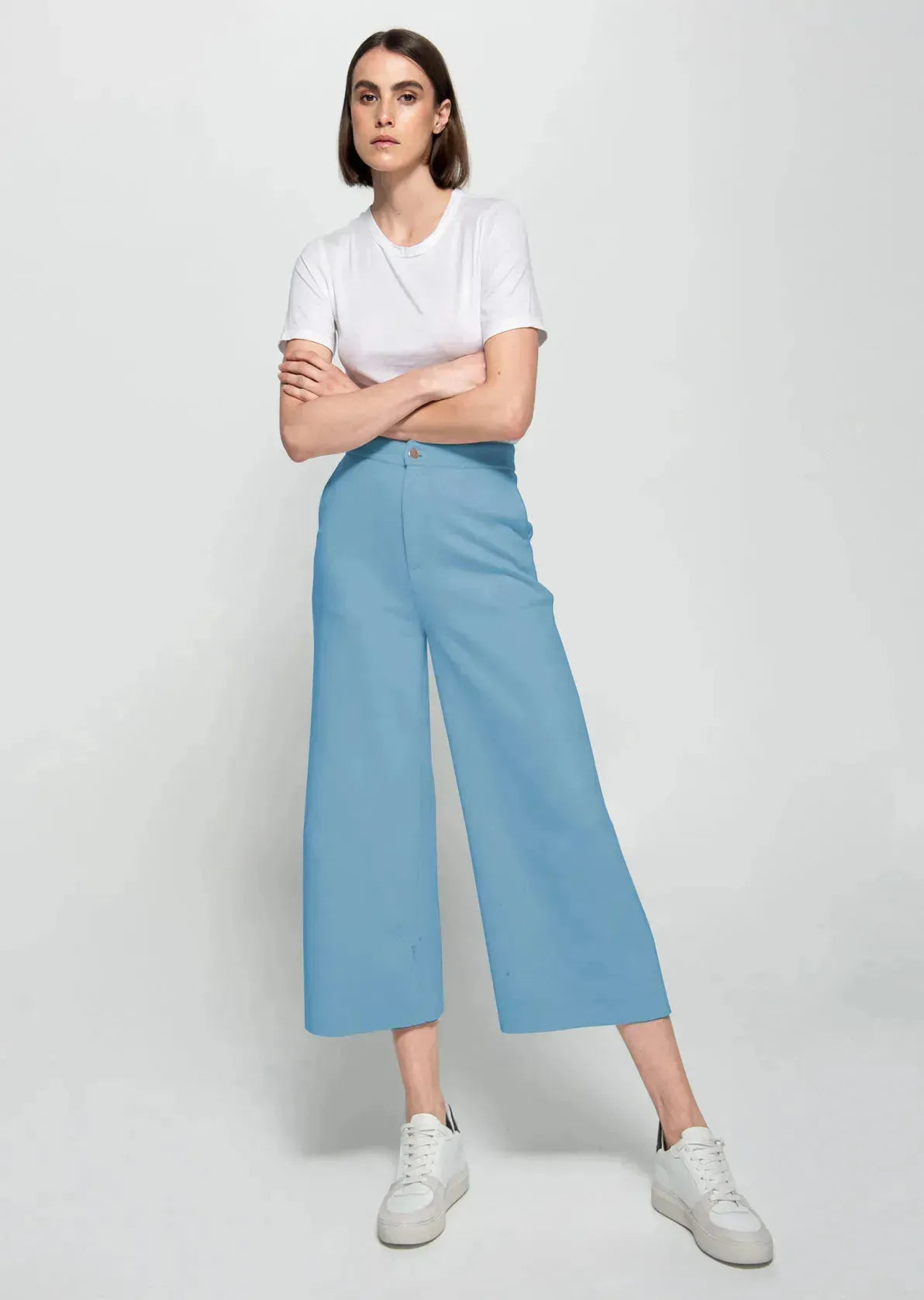 Buy Olivia Culottes | size: L Refurbished - $125.00 Olivia Culottes | size: L Refurbished - Dauntless (note: this could refer to multiple things, including a video refurbished available on Cerqular
