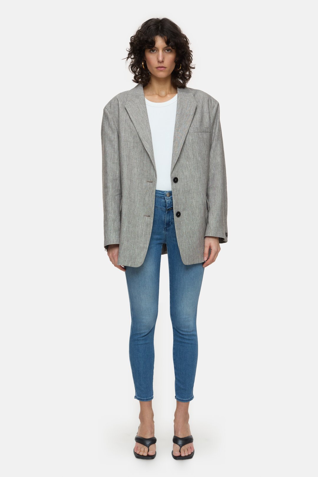 Buy Jeans C22833-06e-33 Mid-Blue | Color: MID BLUE | Size: 29 Refurbished - $230.08 Jeans C22833-06e-33 Mid-Blue | Color: MID BLUE | Size: 29 Refurbished - Rue Madame is a known brand, and the standardized name is " refurbished available on Cerqular