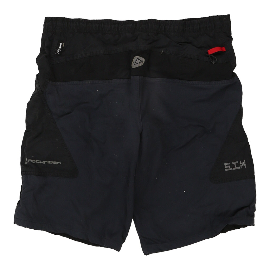 Buy Decathlon Sport Shorts - Medium Grey Cotton Refurbished - $14.06 Decathlon Sport Shorts - Medium Grey Cotton Refurbished - Thrifted (note: this is a term often used to describe second- refurbished available on Cerqular