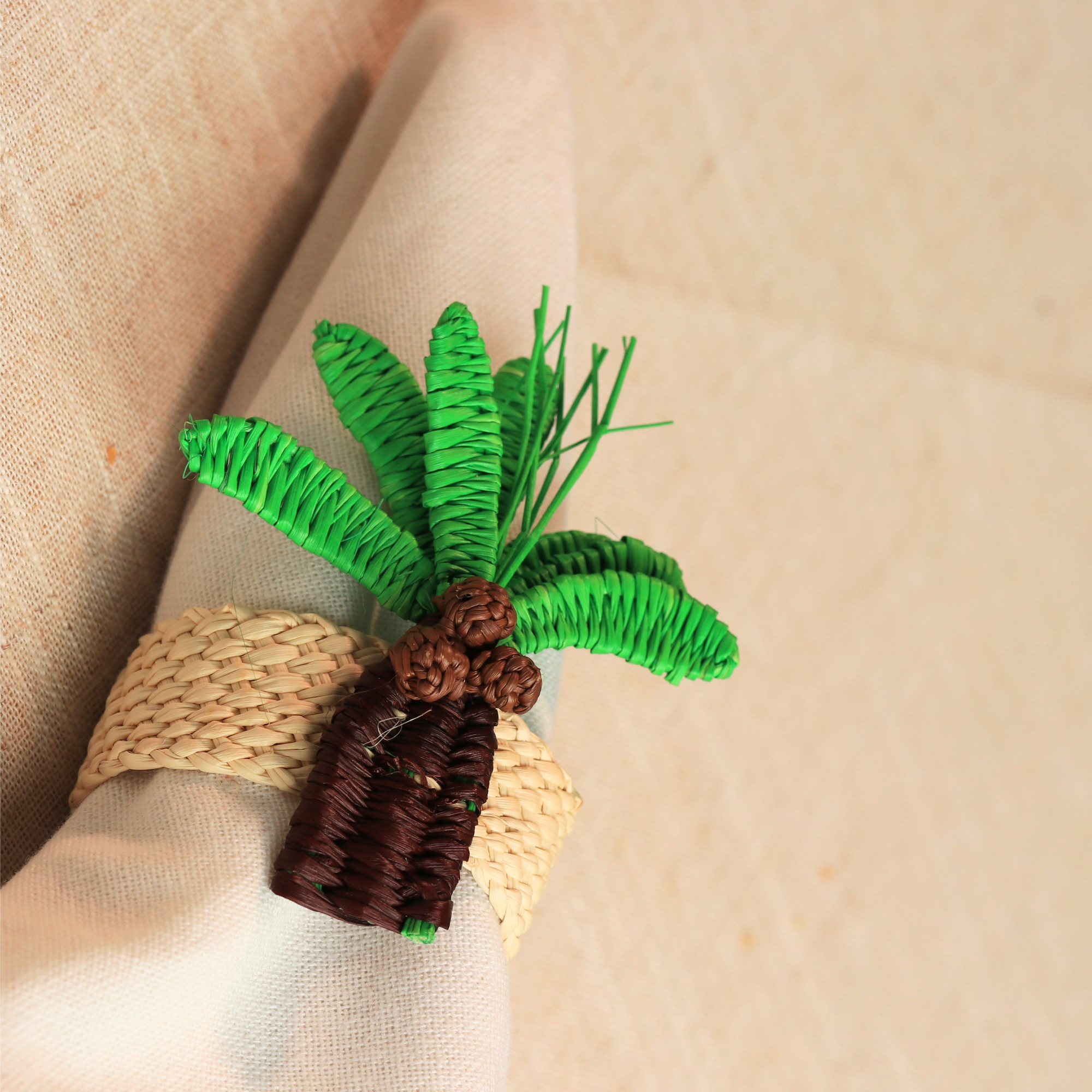 Palm Tree Napkin Ring Refurbished - Apalma Handmade refurbished available on Cerqular
