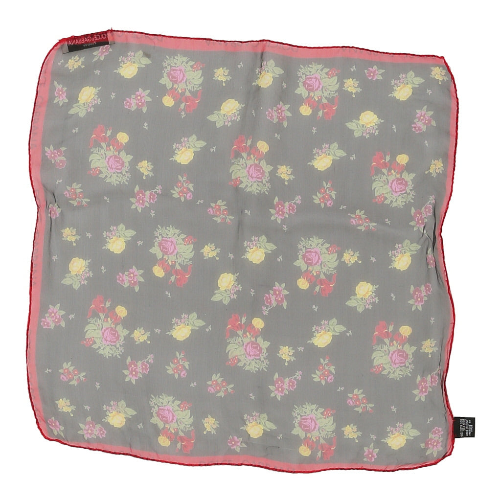 Buy Dolce & Gabbana Floral Handkerchief - No Size Black Silk | Size: no size Refurbished - $60.03 Dolce & Gabbana Floral Handkerchief - No Size Black Silk | Size: no size Refurbished - N/A (Preloved Designer is not a specific brand, it refurbished available on Cerqular