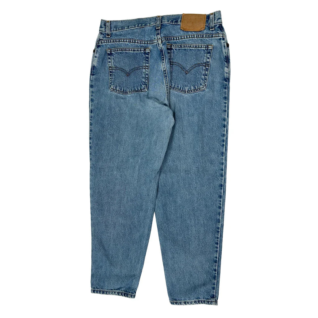 Buy Levis Jeans - 33W UK 16 Light Wash Denim Refurbished - $40.19 Levis Jeans - 33W UK 16 Light Wash Denim Refurbished - Thrifted (note: this is a term often used to describe second- refurbished available on Cerqular