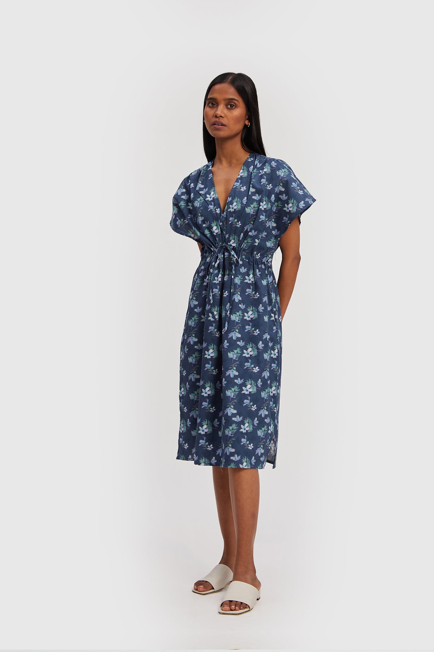 Midnight Oversized Gathered Dress | Color: Midnight Florals | Size: XS Refurbished - Resistor (Note: This is a generic term for an electronic component, refurbished available on Cerqular