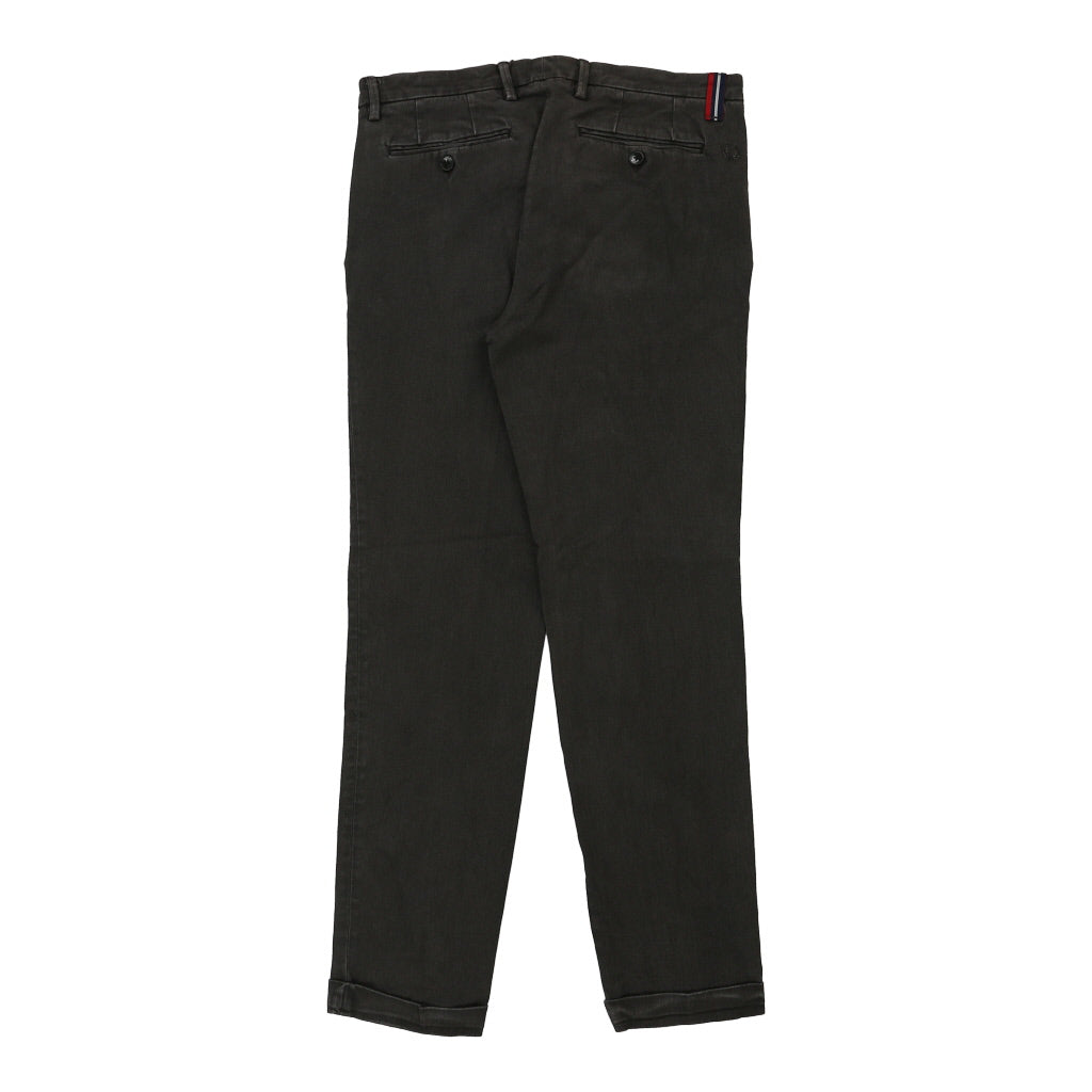 Buy Fred Perry Trousers - 32W 30L Grey Cotton Refurbished - $46.89 Fred Perry Trousers - 32W 30L Grey Cotton Refurbished - Thrifted (note: this is a term often used to describe second- refurbished available on Cerqular