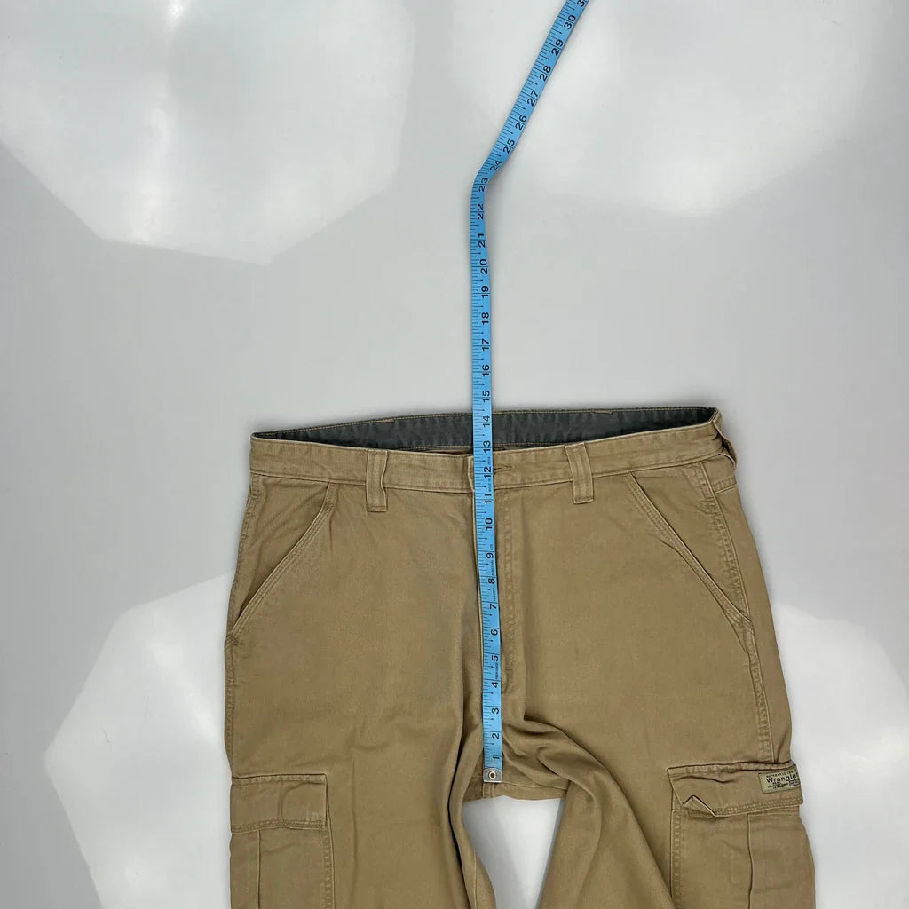 Wrangler Cargo Trousers - 36W 32L Khaki Cotton Refurbished - Thrifted (note: this is a term often used to describe second- refurbished available on Cerqular