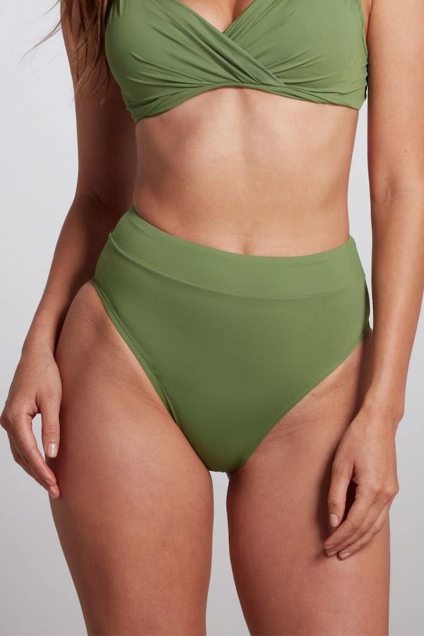 High waist, high cut green bikini bottom | Size: Medium Refurbished - Sauipe Swim refurbished available on Cerqular