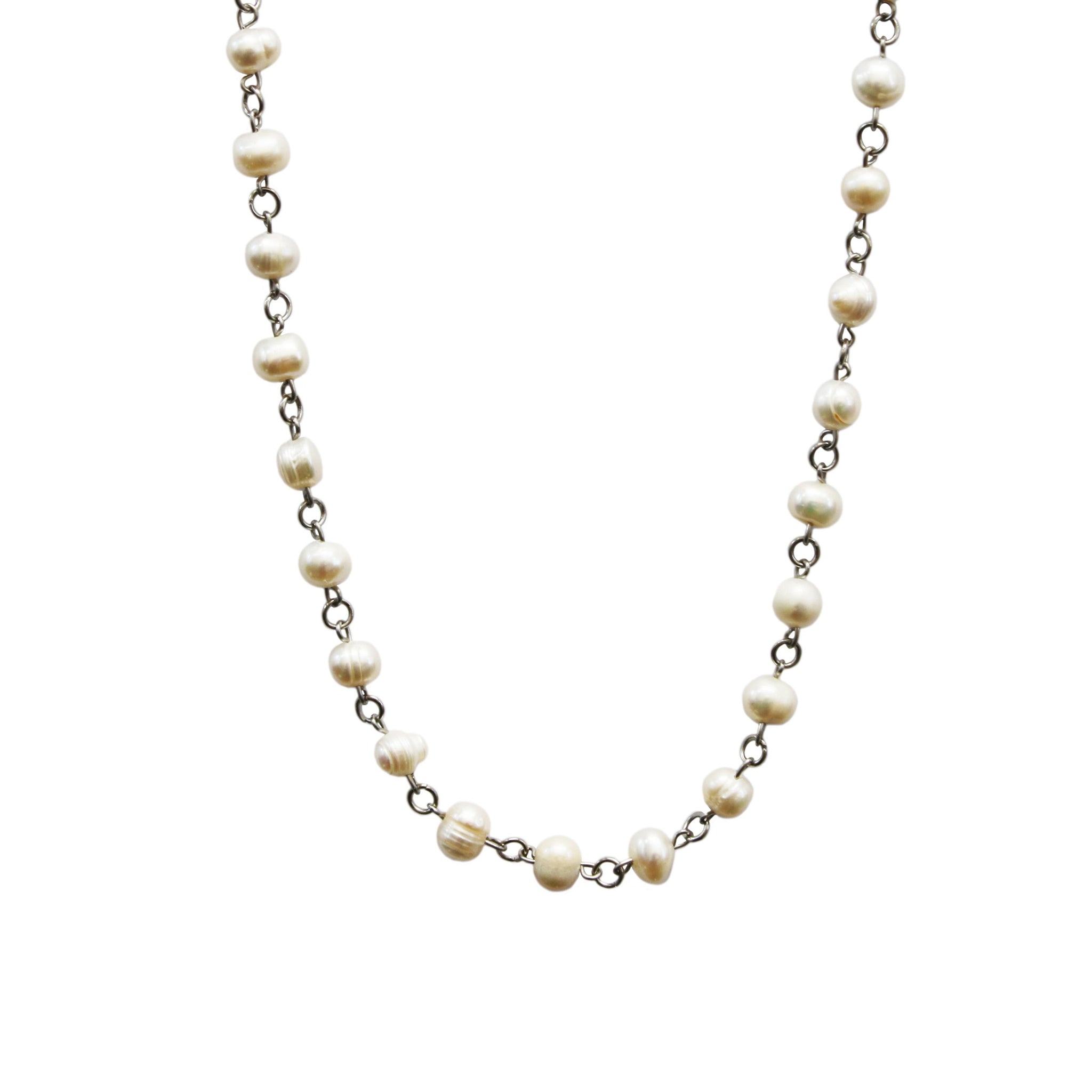 White Pearl Linked Necklace | Size: 30"" Refurbished - N/A (Note: There is no well-known brand with this name refurbished available on Cerqular
