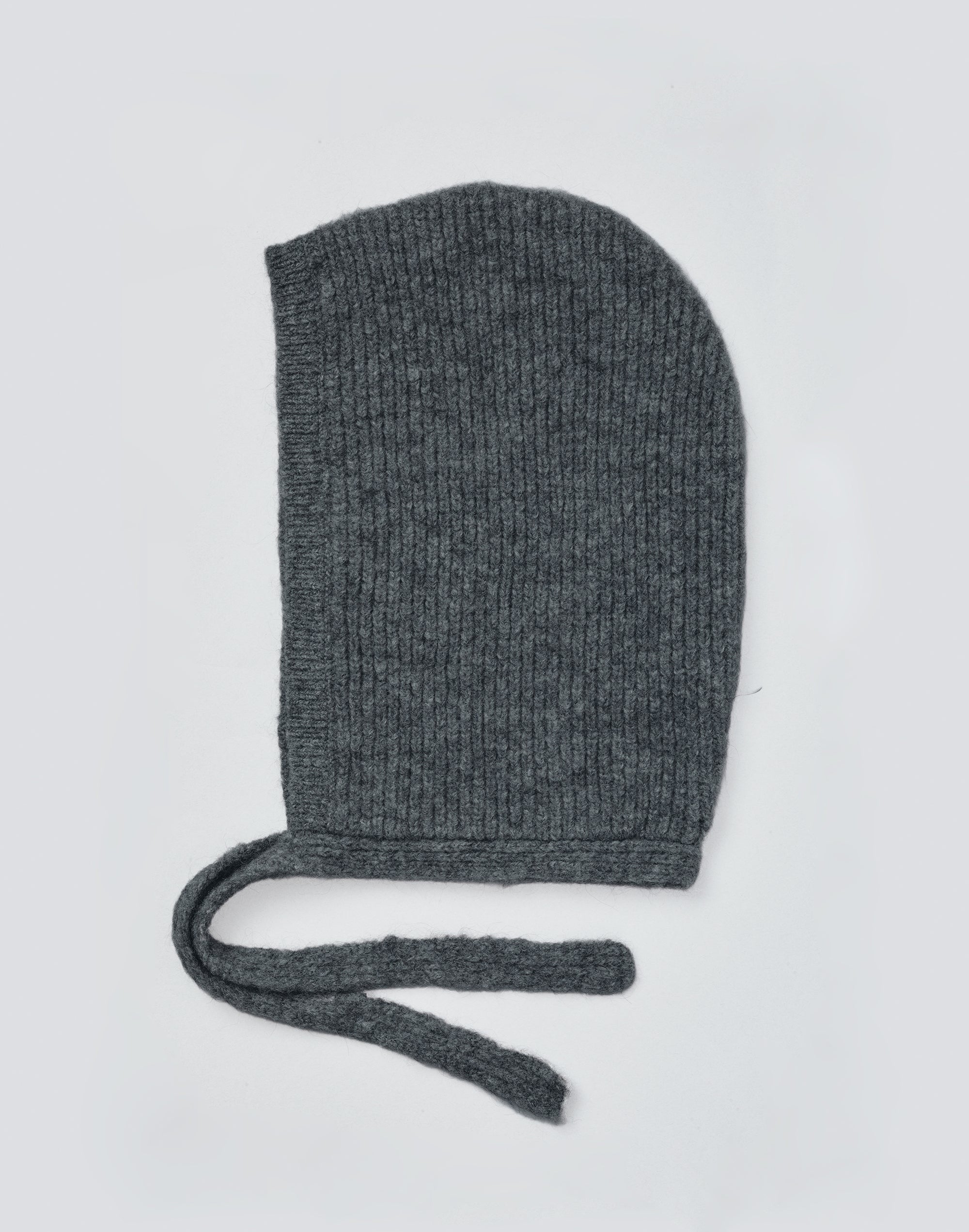 Alpaca Wool Tie Balabonnet | Color: Charcoal Refurbished - Hyper Goods refurbished available on Cerqular