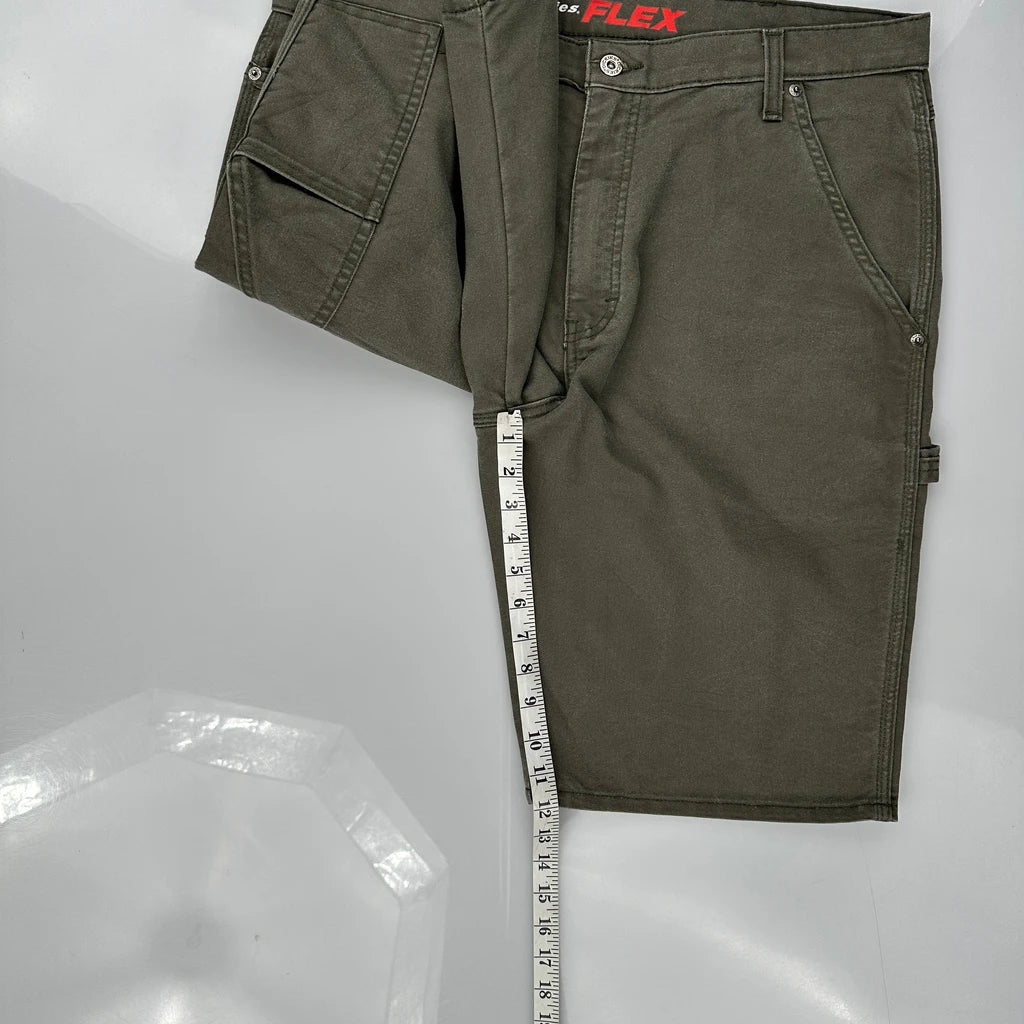 Dickies Carpenter Shorts - 38W 10L Green Cotton Blend Refurbished - Thrifted (note: this is a term often used to describe second- refurbished available on Cerqular