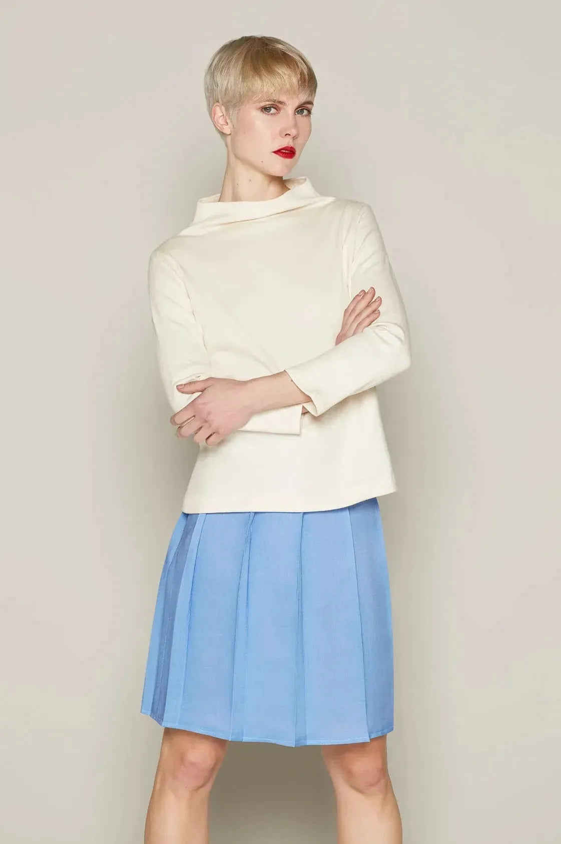 Cherry Top (White) | size: L Refurbished - N/A refurbished available on Cerqular