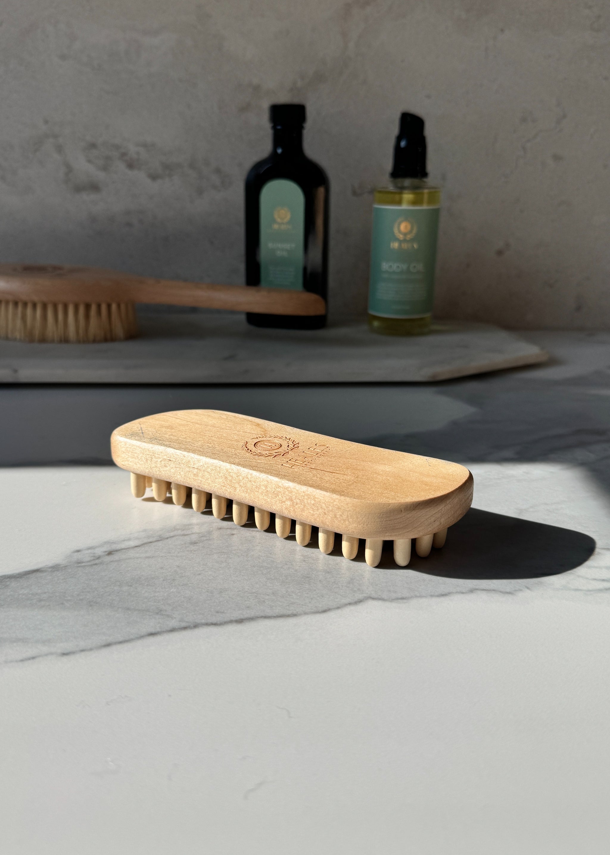 Heales Apothecary Fascia Brush Refurbished - Murchison-Hume refurbished available on Cerqular