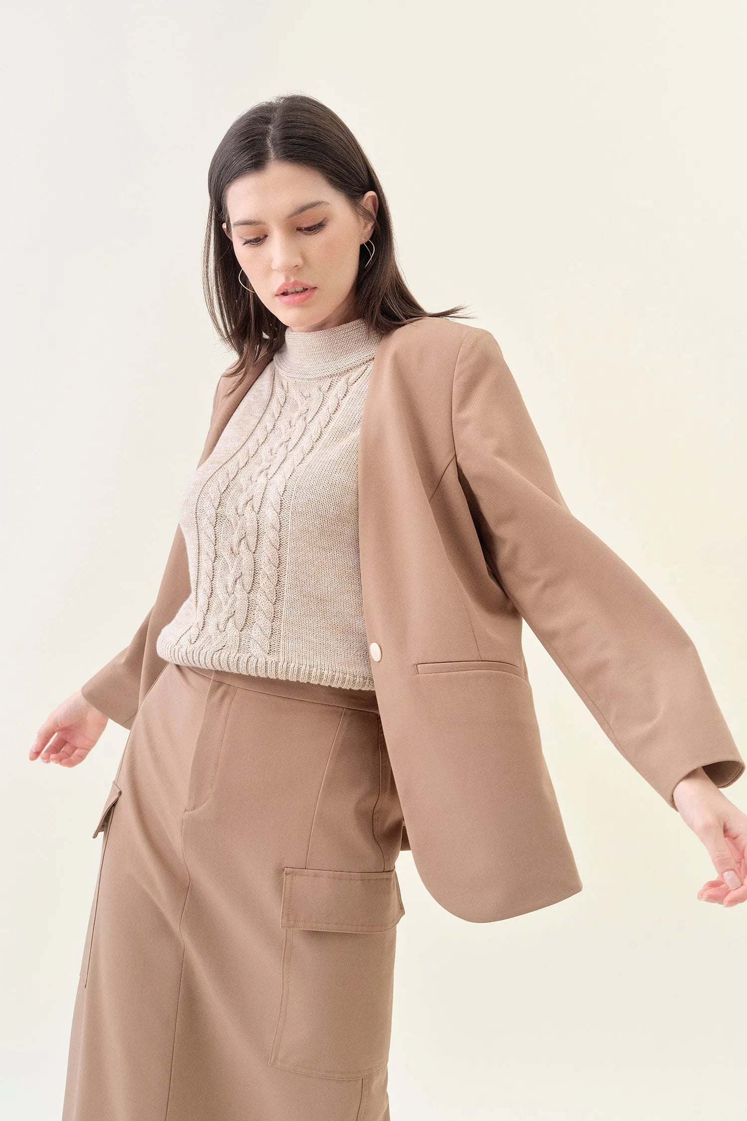 Collarless Relaxed Blazer - Latte | Size: M Refurbished - N/A refurbished available on Cerqular