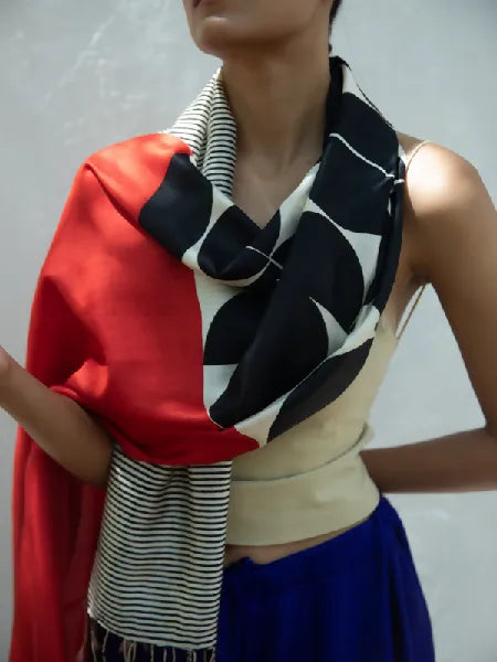 ERI SILK SCARF AGNI Refurbished - Urban Outfitters (assuming it's a typo and the intended refurbished available on Cerqular