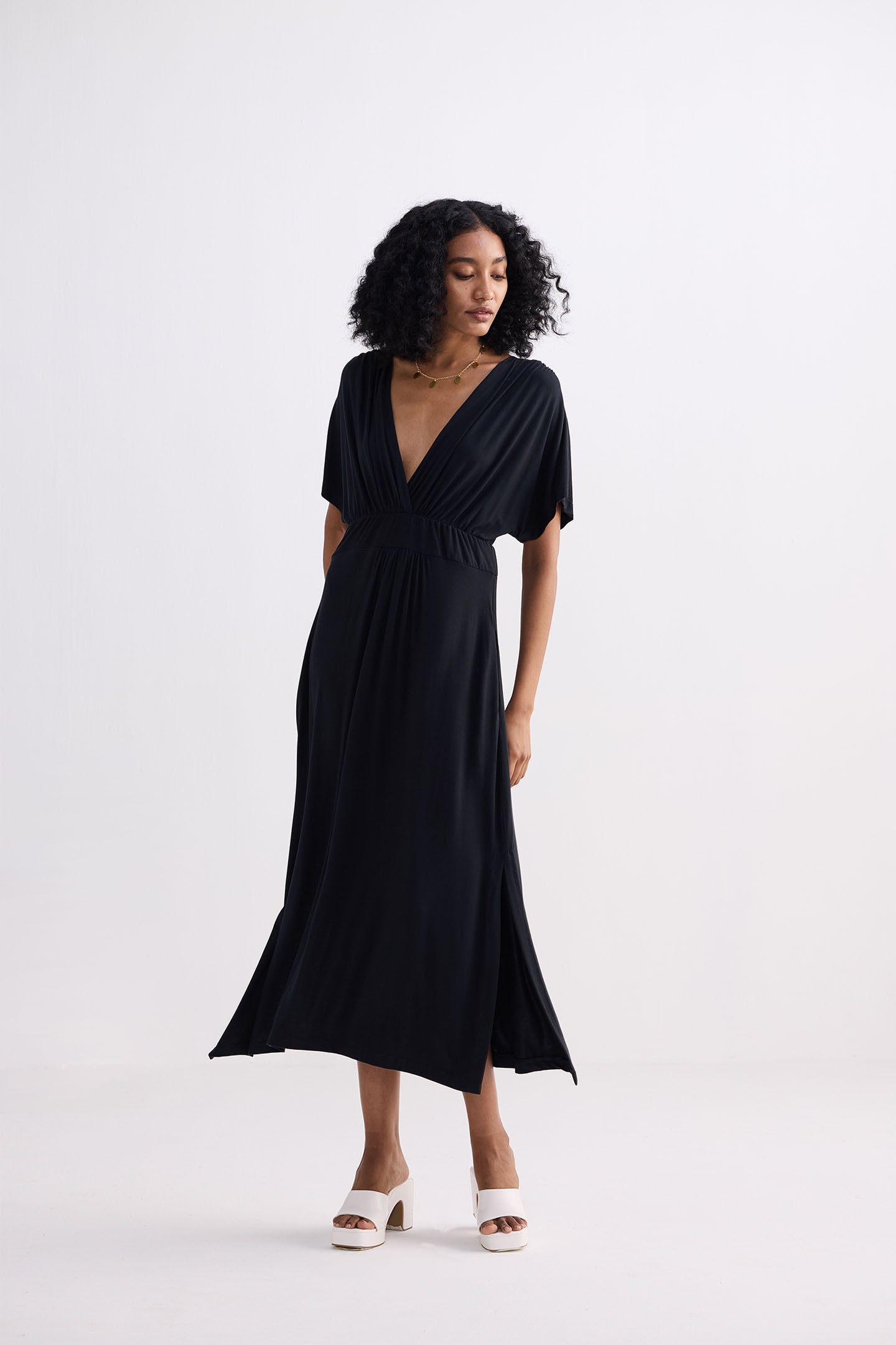 Flowy A-Line Maxi Dress with Side Slits in Black | Color: Black | Size: 2XL Refurbished - Resistor (Note: This is a generic term for an electronic component, refurbished available on Cerqular