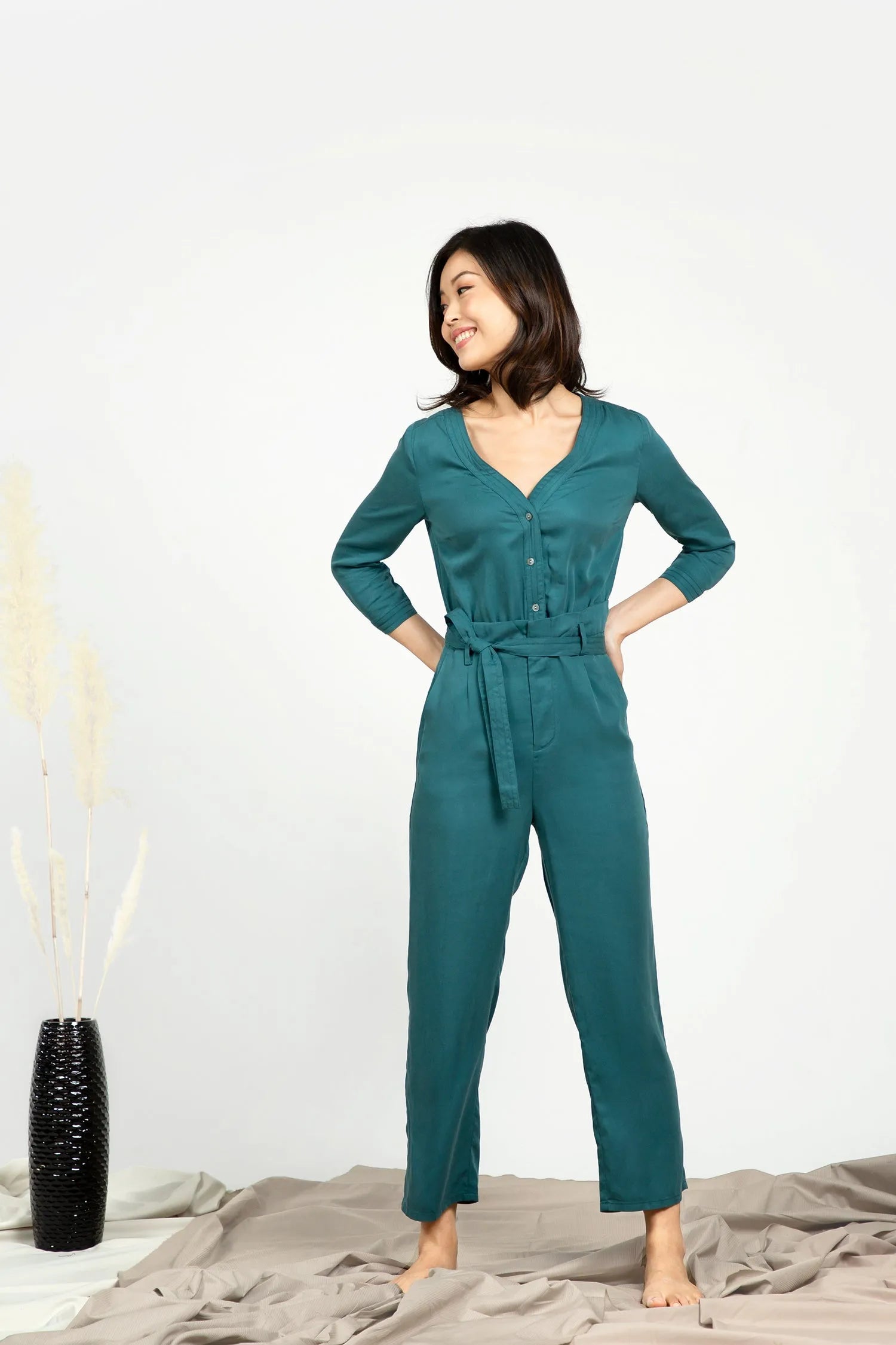 V-neck Jumpsuit - Emerald | Size: XS Refurbished - N/A refurbished available on Cerqular