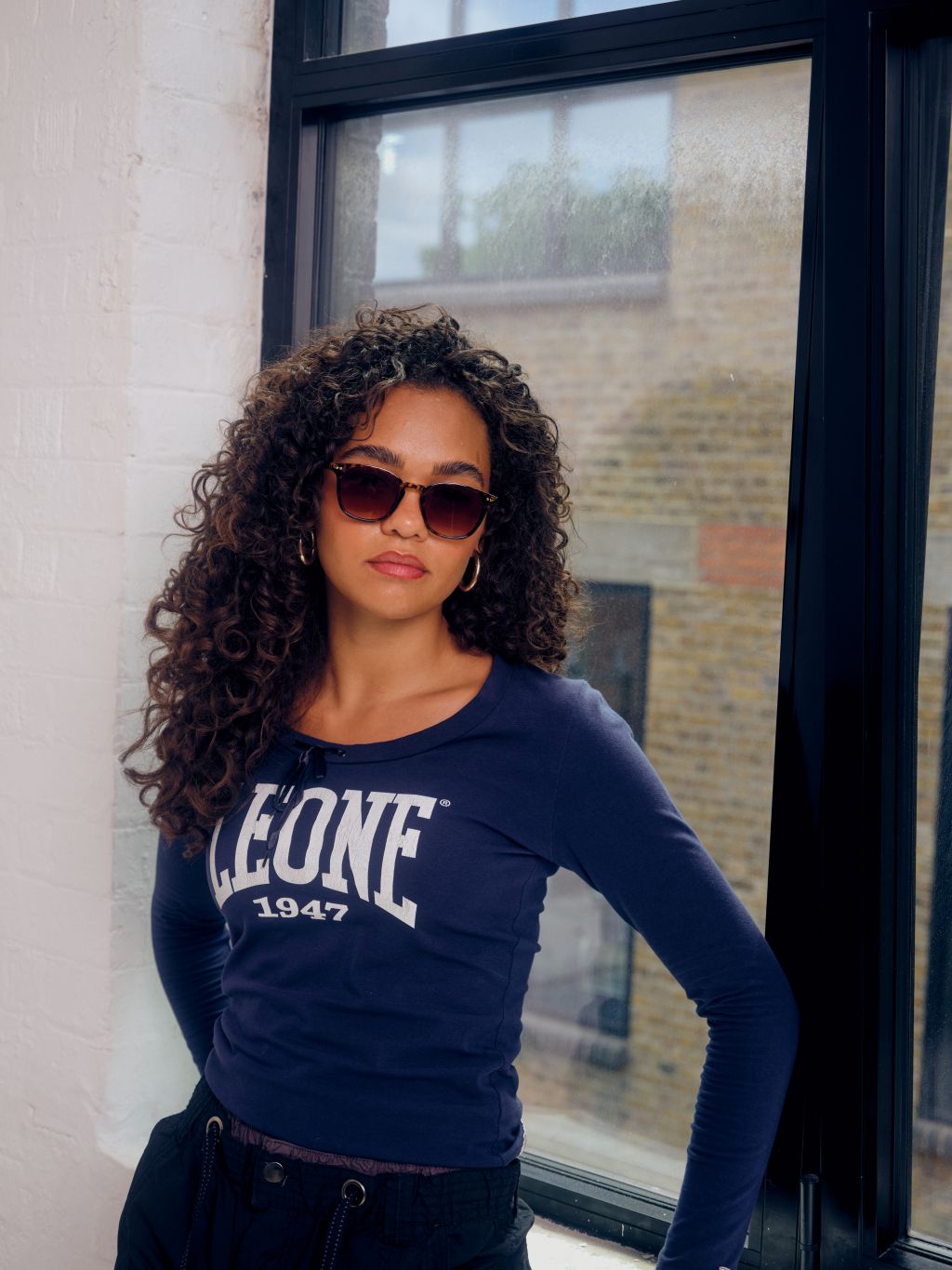 London Classic Sunglasses Refurbished - Thrifted (note: this is a term often used to describe second- refurbished available on Cerqular