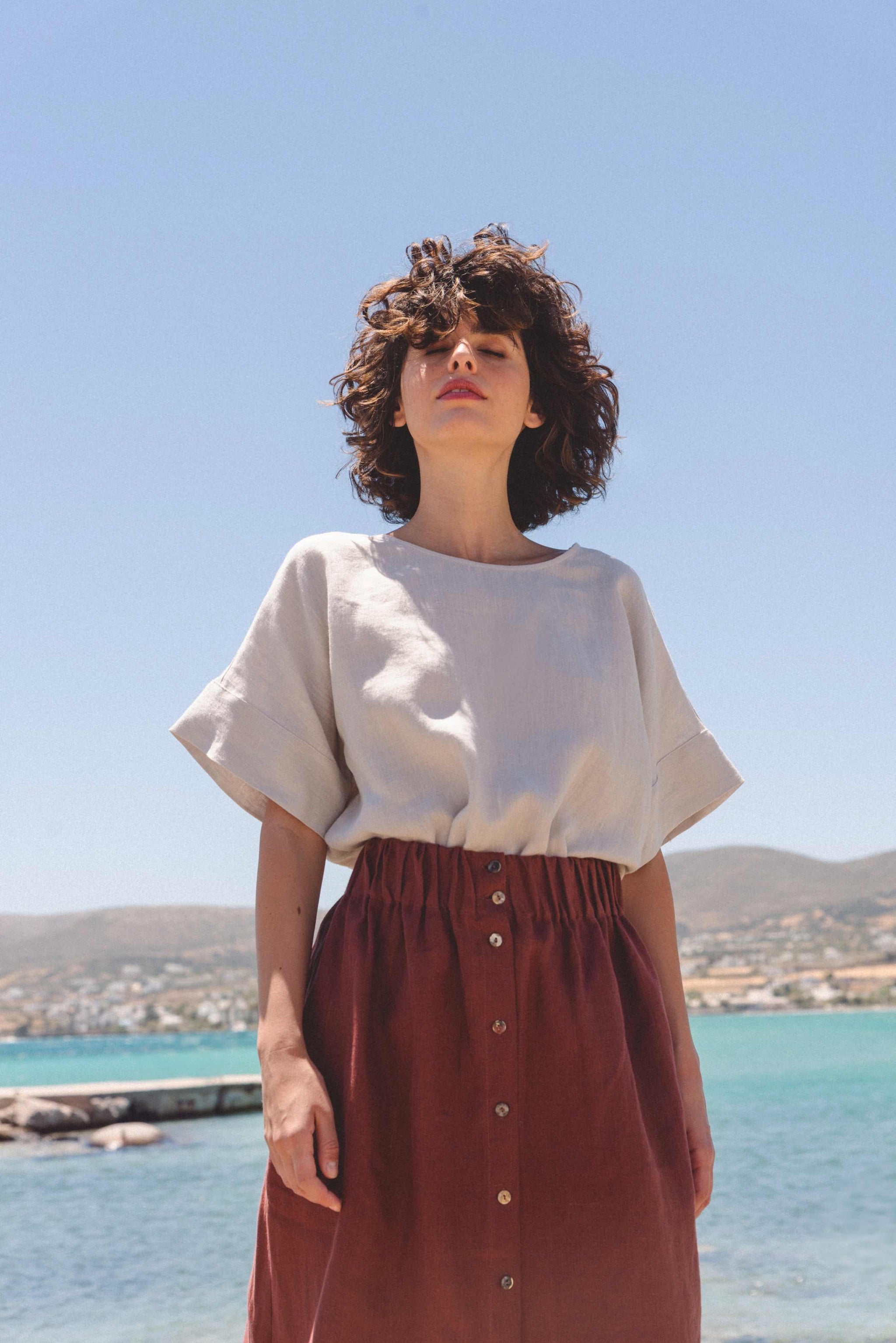Porto oversized linen top in Cream | Size: L Refurbished - Amour Linen refurbished available on Cerqular