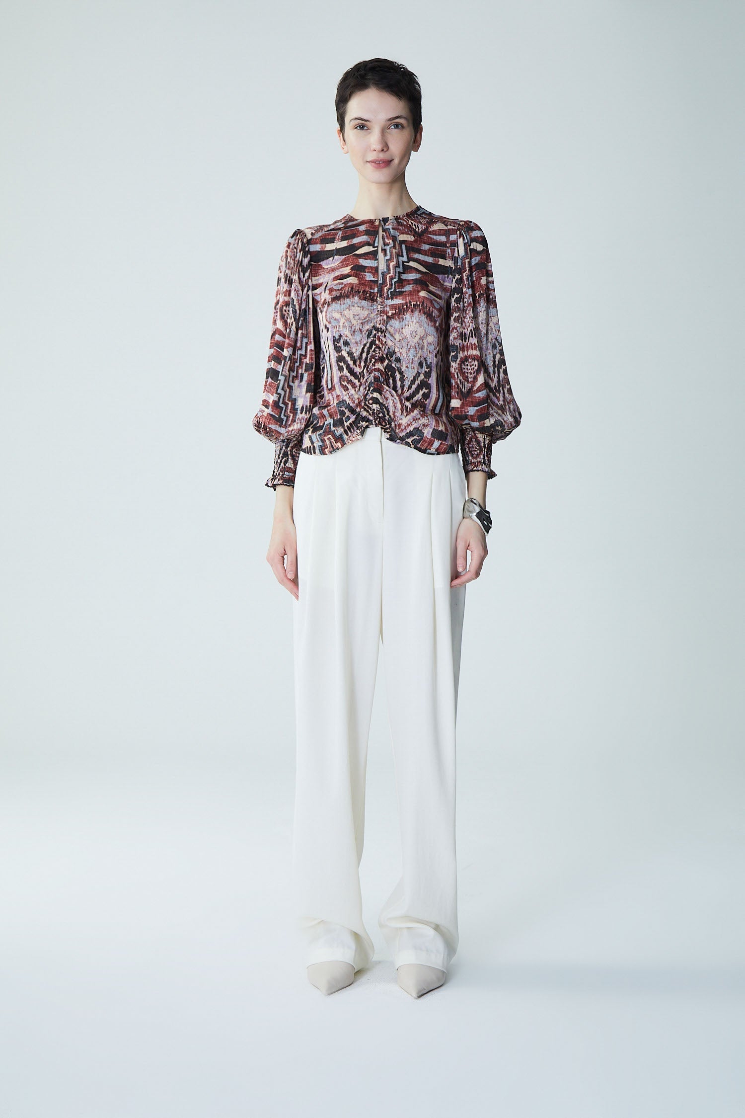 Buy Blouse Junin Auka Top Sand-Melange | Color: SAND MELANGE | Size: M Refurbished - $175.45 Blouse Junin Auka Top Sand-Melange | Color: SAND MELANGE | Size: M Refurbished - N/A (I could not find a well-known brand with this name refurbished available on Cerqular