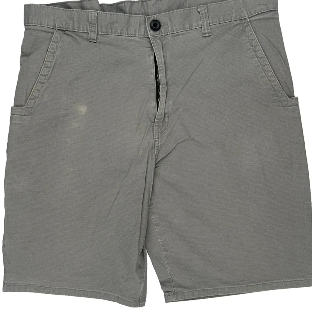 Dickies Shorts - 32W 10L Grey Cotton Refurbished - Thrifted (note: this is a term often used to describe second- refurbished available on Cerqular