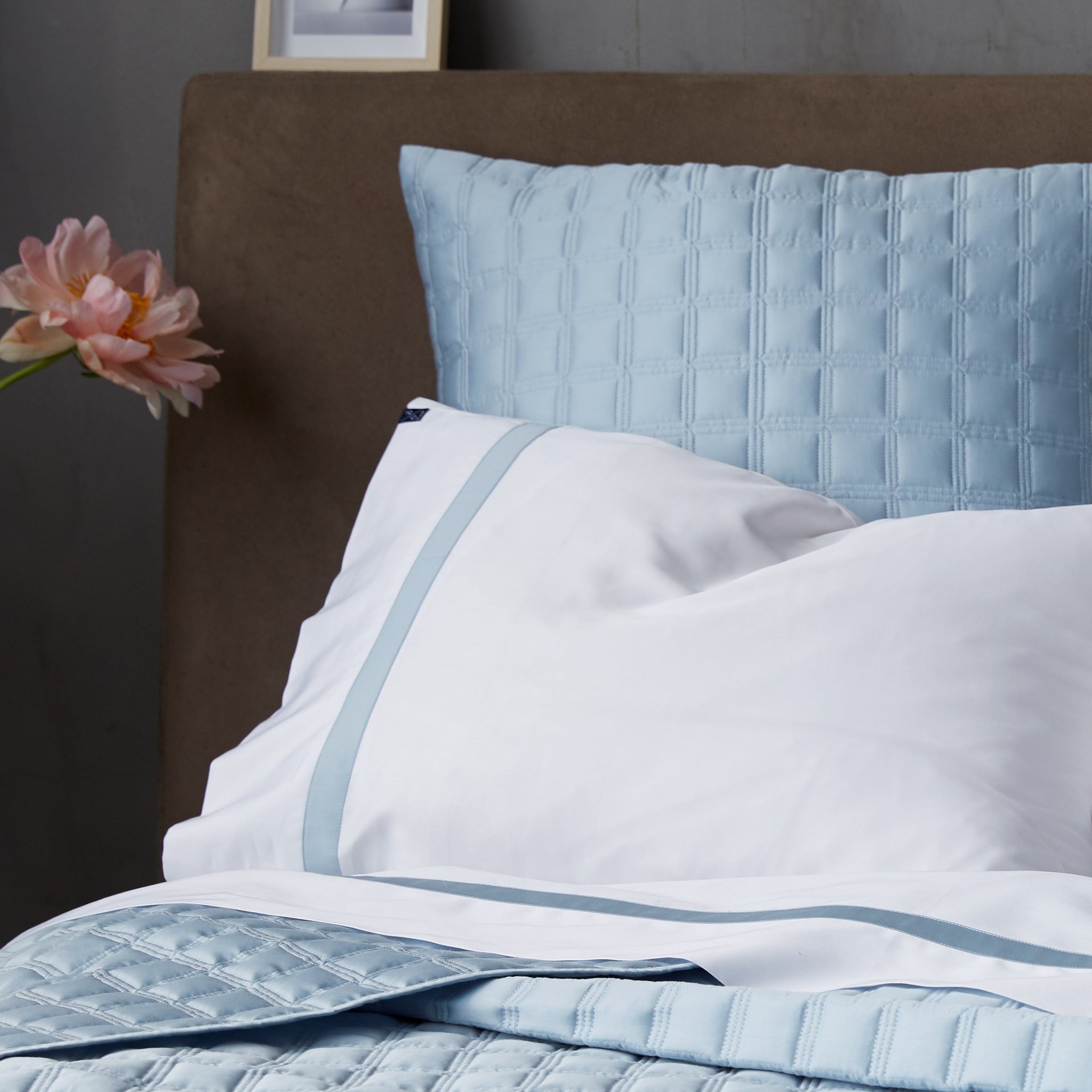 Pair of Pillowcases | Size: King | Color: Blue | Touch: Percale Refurbished - N/A refurbished available on Cerqular