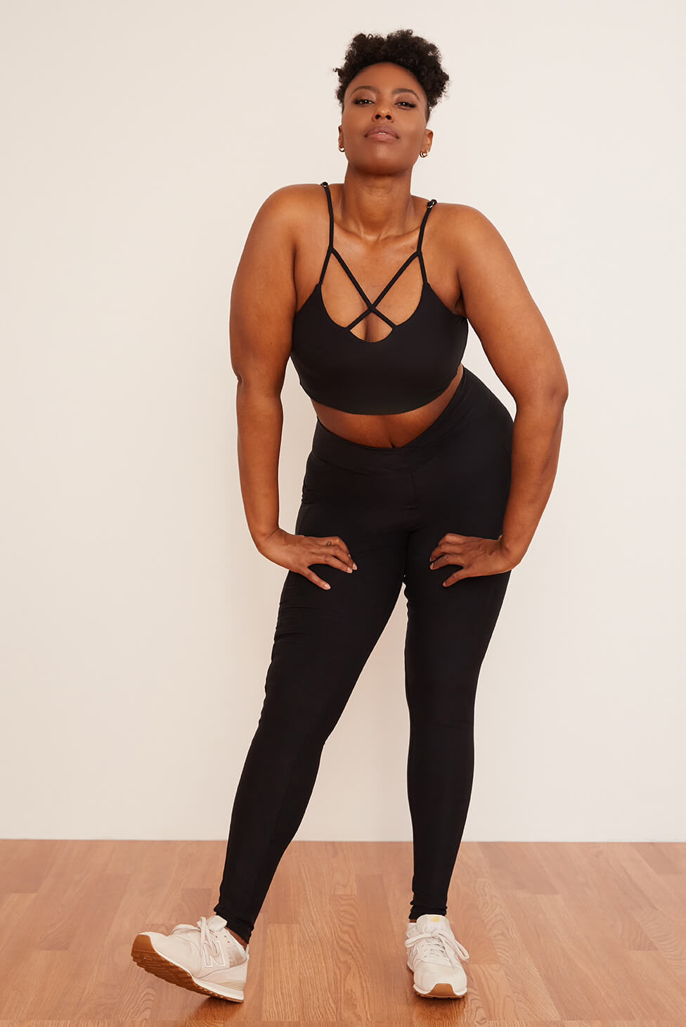 Onyx Crisscross Four-Way Top | Size: XL | Color: Onyx | Style: Extra Coverage Refurbished - N/A (Note: There is a clothing brand called "Wolven refurbished available on Cerqular