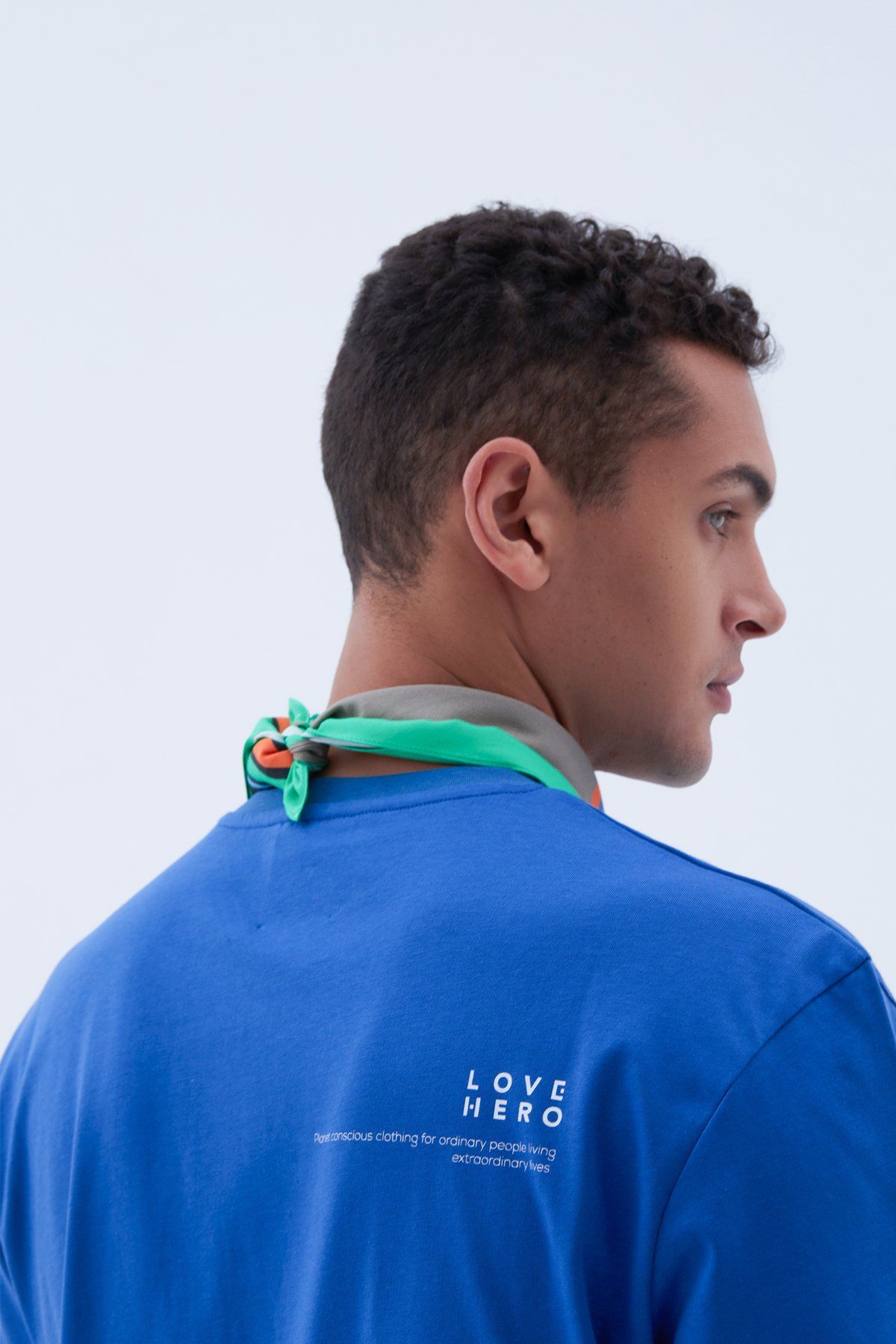 Core T-shirt in Blue | Size: XL Refurbished - N/A (Note: There is no well-known brand by this name refurbished available on Cerqular