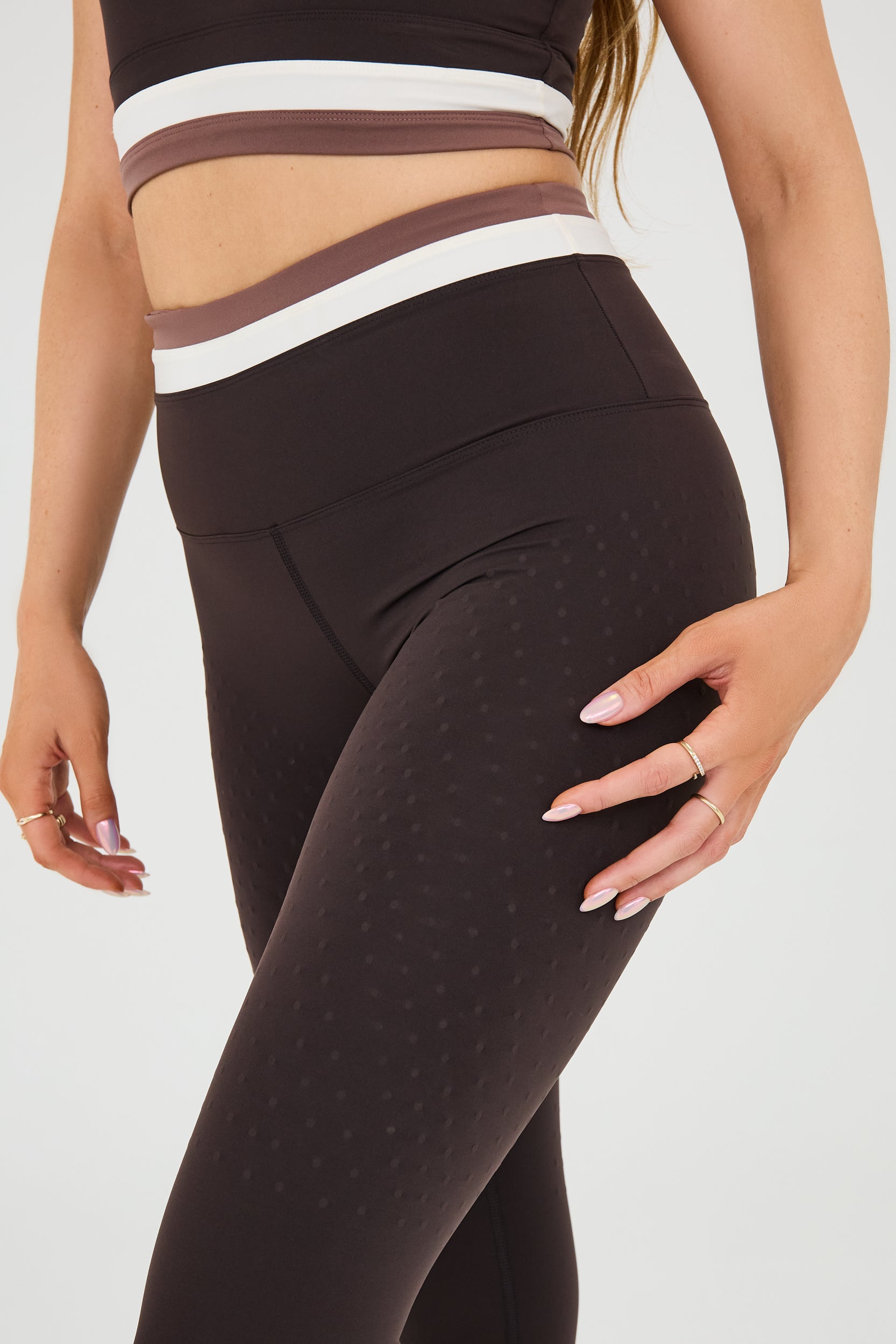 Le Monde Leggings | Color: Java / Ivory / Cappuccino | Size: 25'' | Inseam: XS Refurbished - Elastique Athletics refurbished available on Cerqular