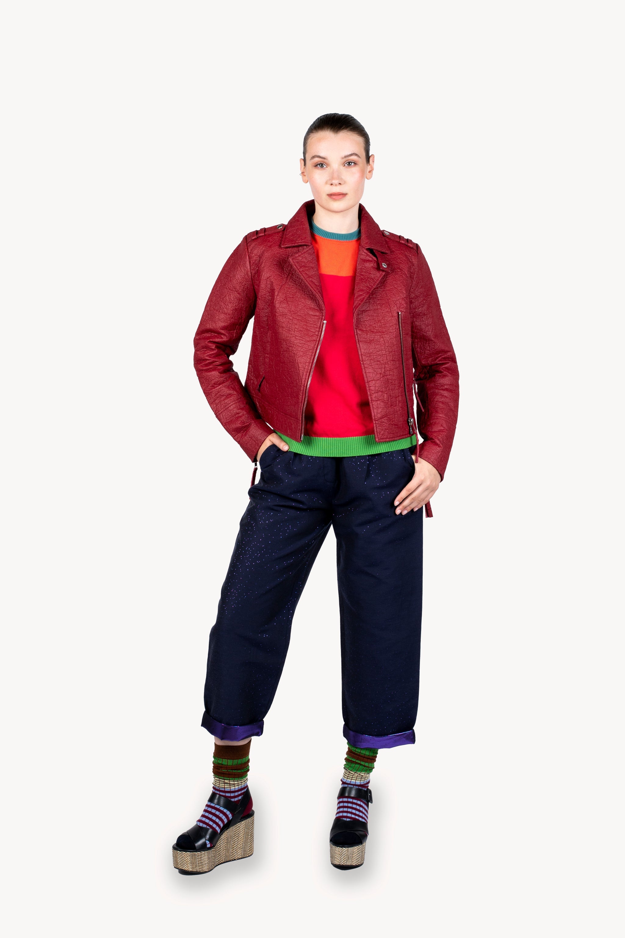 Buy Perfecto Ananas Red | Taille: L | B corp : certification matière Pinatex Refurbished - $878.80 Perfecto Ananas Red | Taille: L | B corp : certification matière Pinatex Refurbished - N/A (I could not find a known brand with this name. If refurbished available on Cerqular