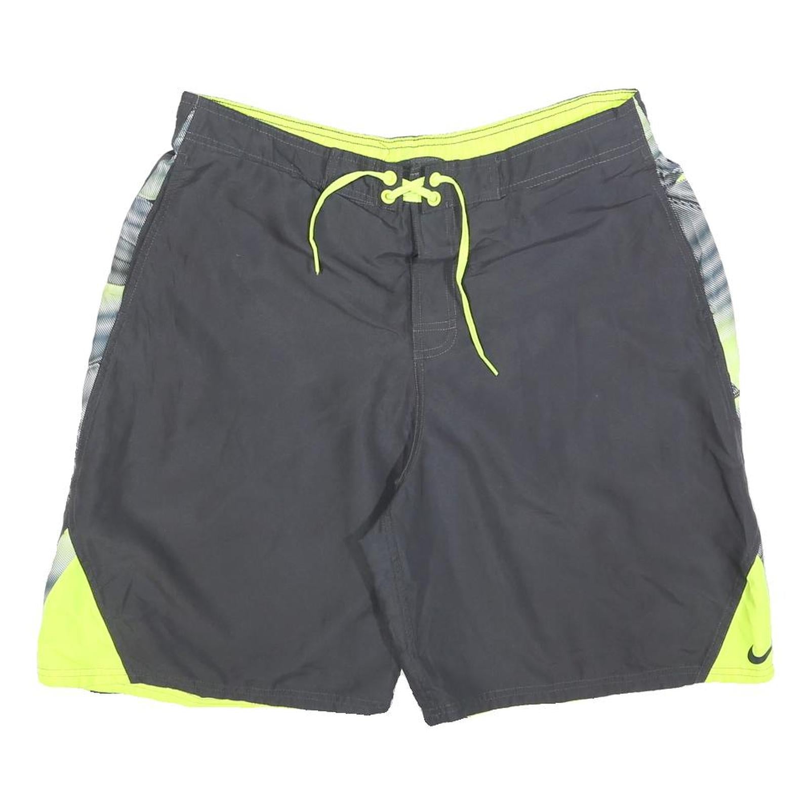 NIKE Mens Black & Neon Green Sports Casual Shorts L W32 Lightweight Refurbished - N/A refurbished available on Cerqular