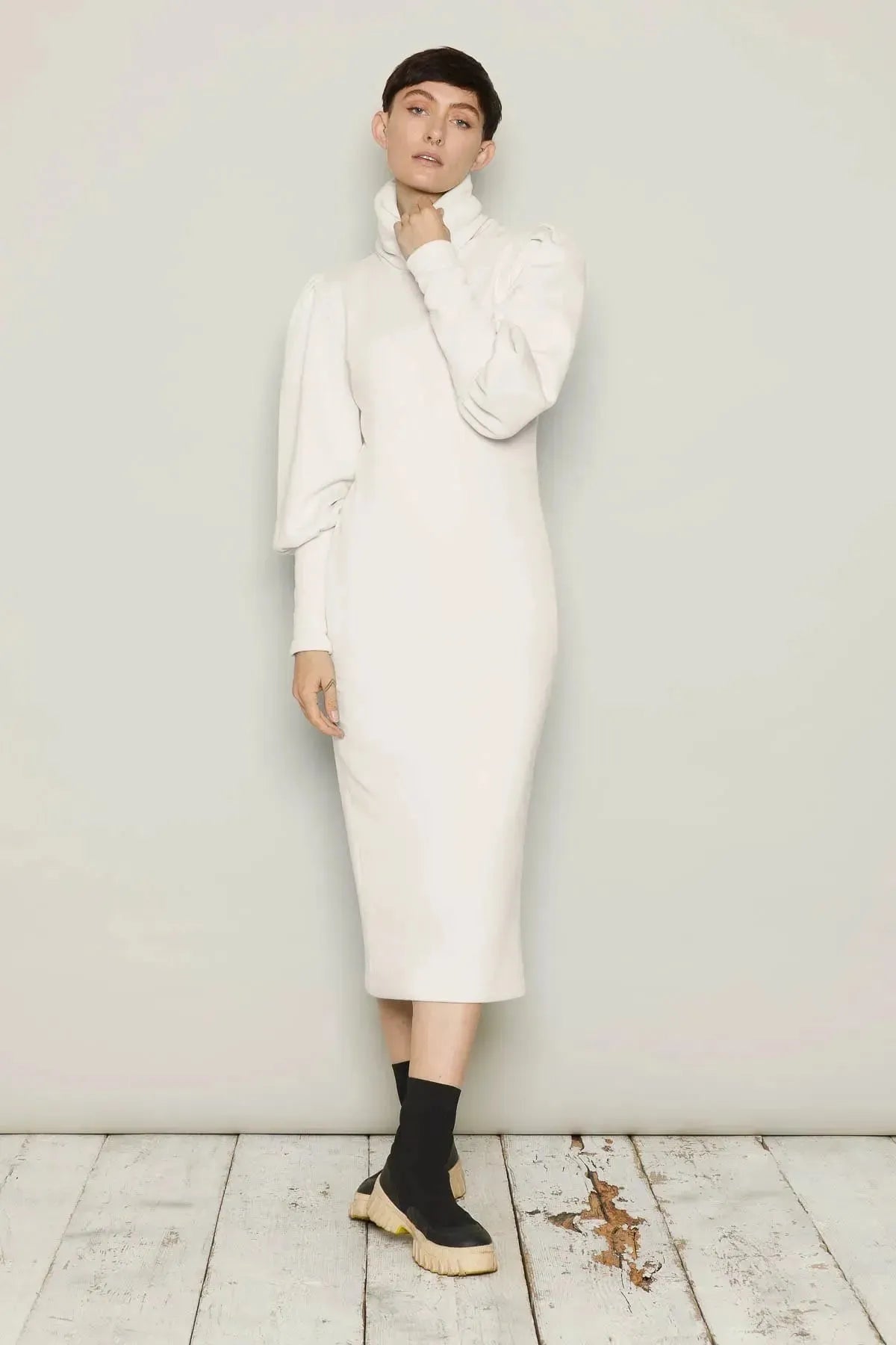Brynja Dress (White) | size: 6XL Refurbished - N/A refurbished available on Cerqular