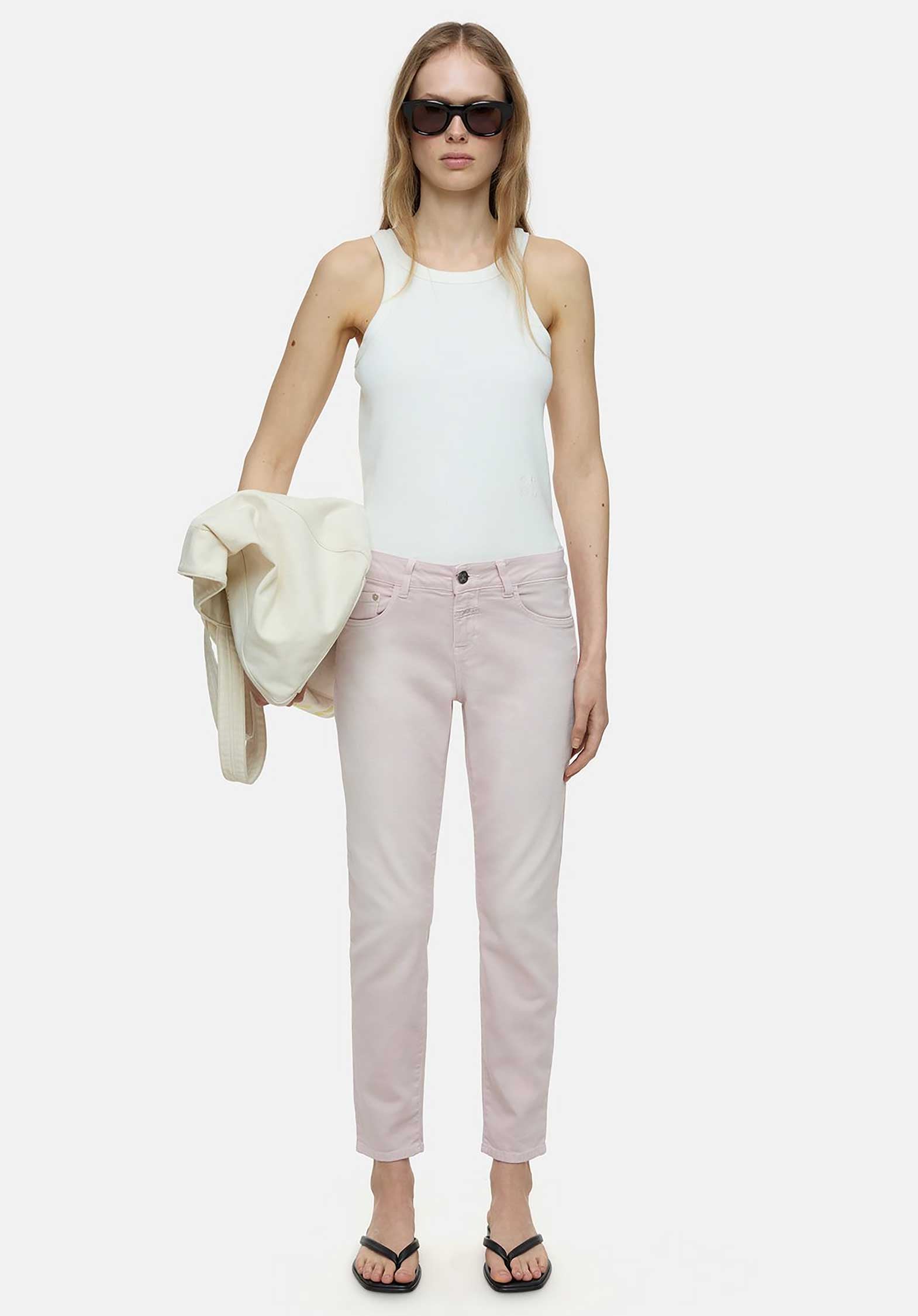 Jeans Baker C22833-07b-17 Morning-Rose | Color: MORNING ROSE | Size: 29 Refurbished - Rue Madame is a known brand, and the standardized name is " refurbished available on Cerqular
