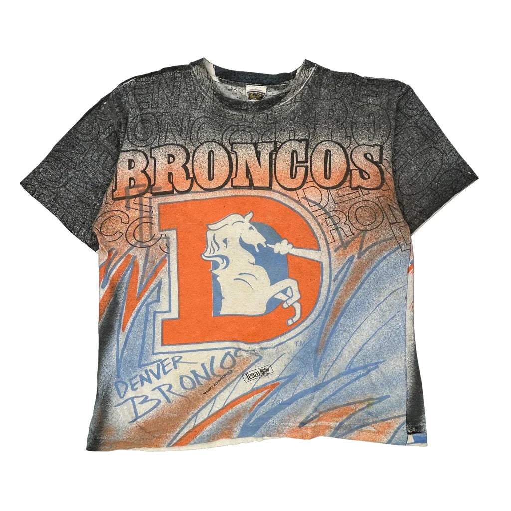 Denver Broncos Magic Johnson Single Stitch T-Shirt - XL Multicoloured Cotton Refurbished - Thrifted (note: this is a term often used to describe second- refurbished available on Cerqular