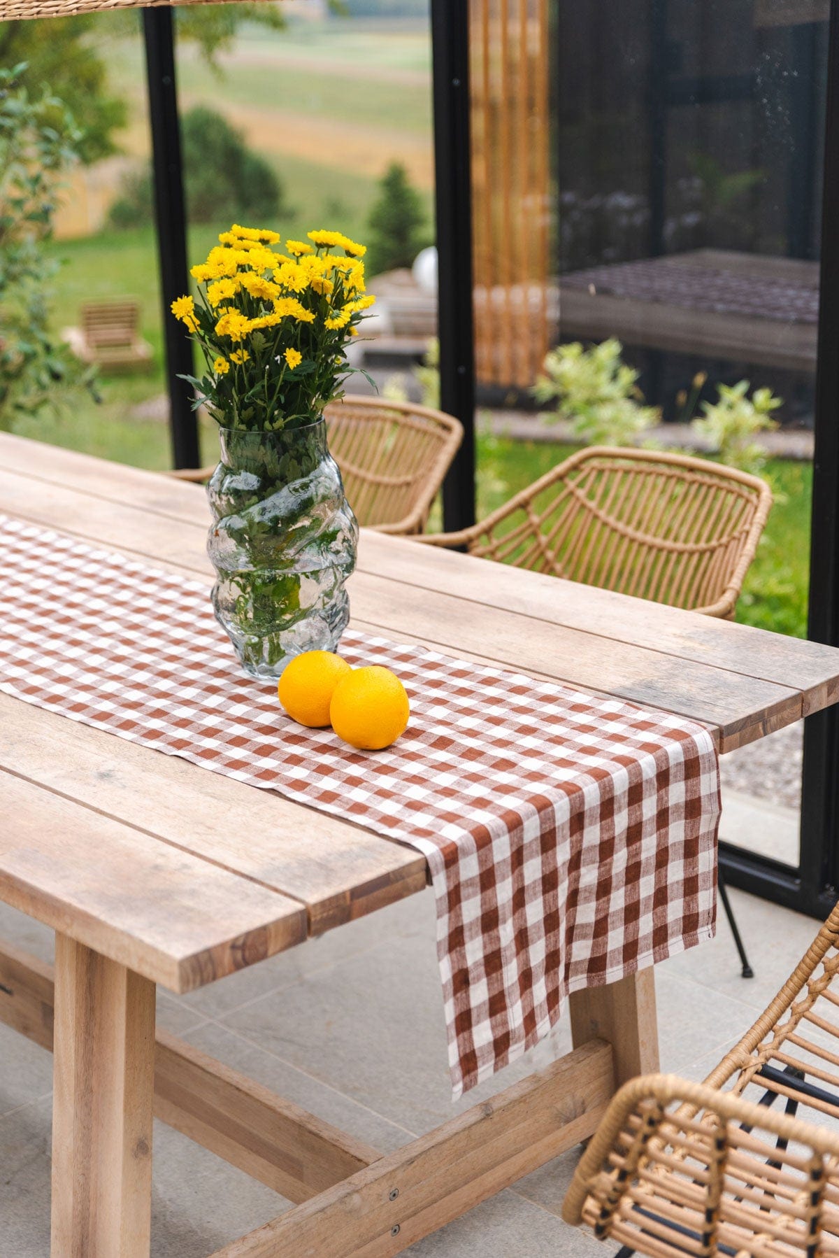 Linen table runner in Mocha Gingham | Size: 40x250 cm / 16x98"" Refurbished - Amour Linen refurbished available on Cerqular