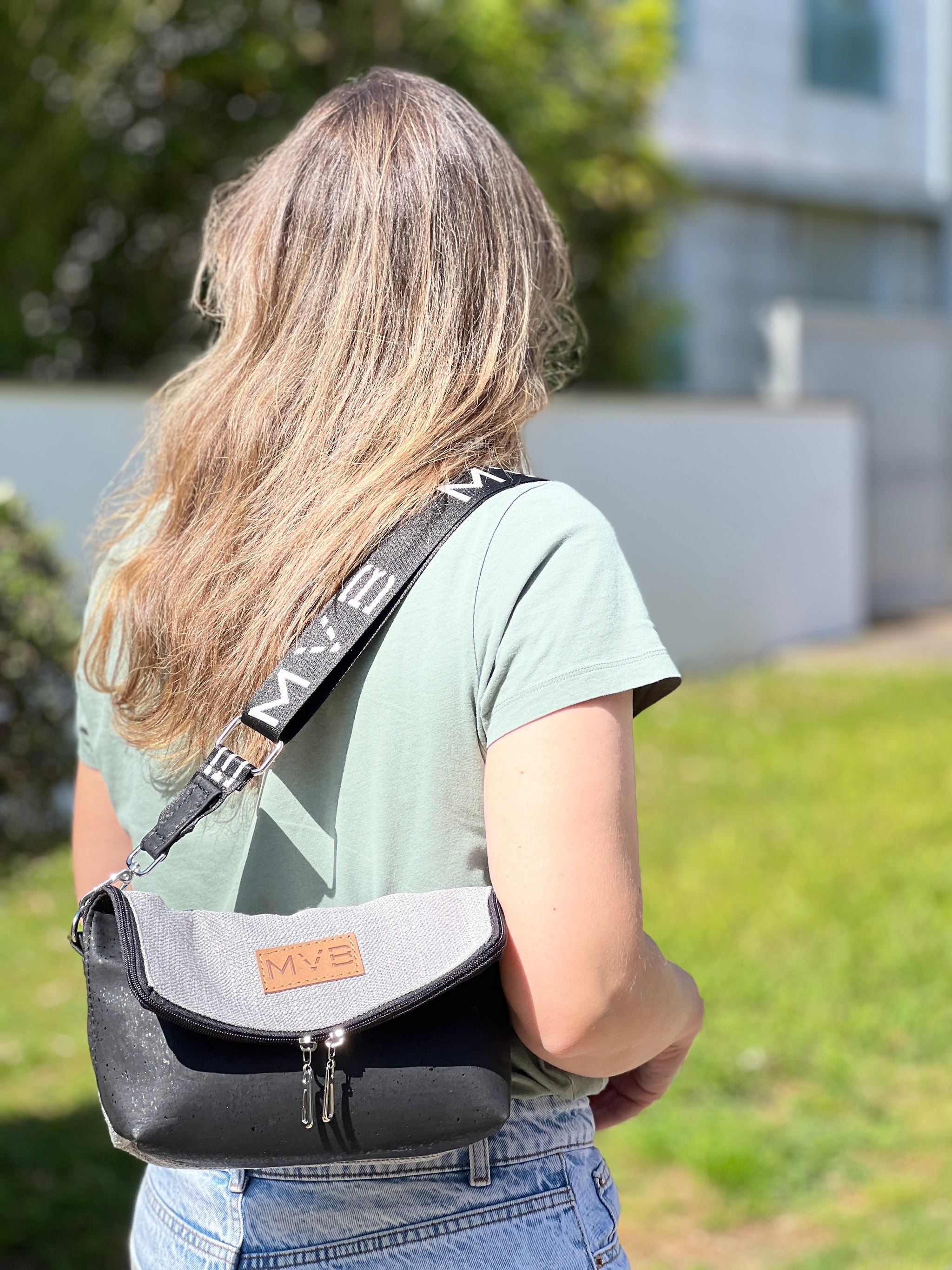 Double-Sided Crossbody Flop Bag soft ash | Tamanho: XS Refurbished - My Vegan Bags refurbished available on Cerqular