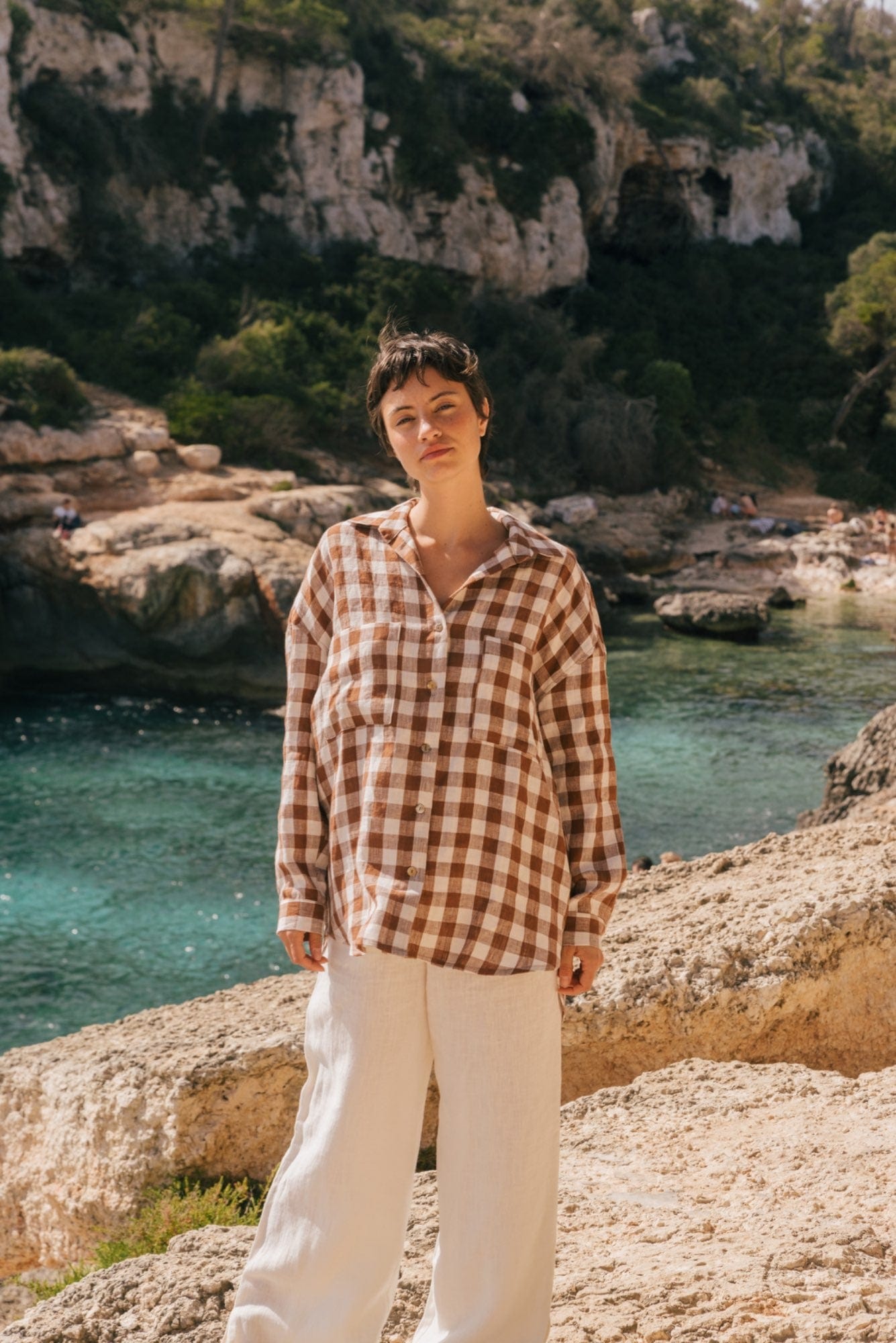 Buy Molly oversized collar linen shirt in Mocha Gingham | Size: S Refurbished - $159.00 Molly oversized collar linen shirt in Mocha Gingham | Size: S Refurbished - Amour Linen refurbished available on Cerqular