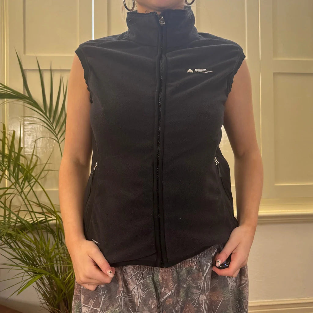 Buy Nike Acg Fleece Gilet - Small Black Polyester Refurbished - $51.58 Nike Acg Fleece Gilet - Small Black Polyester Refurbished - Thrifted (note: this is a term often used to describe second- refurbished available on Cerqular