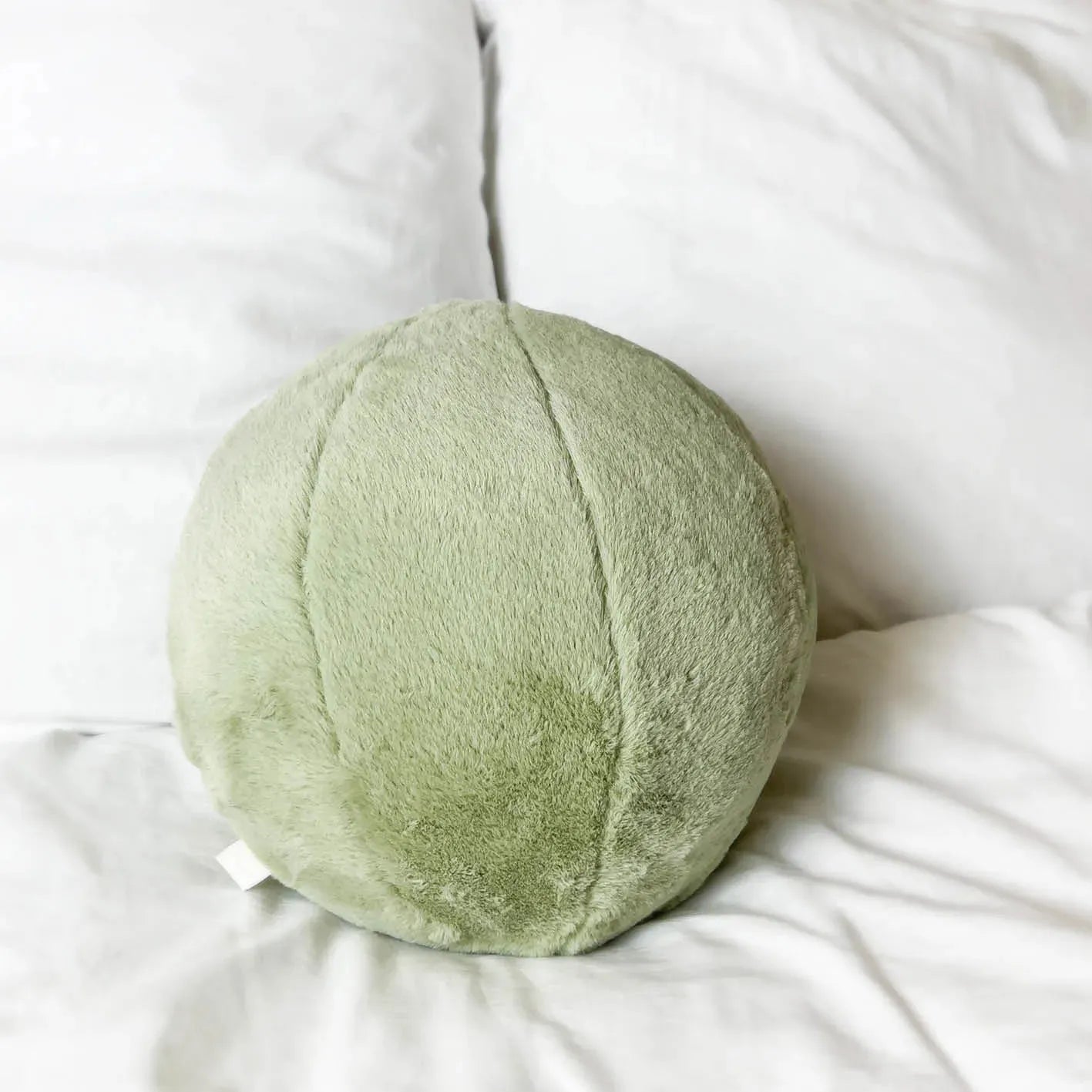 Buy Fur Ball Pillow FURSPHERE by Respirit | Średnica: 8" (20cm) | Kolor: Ivory Sand Refurbished - $92.00 Fur Ball Pillow FURSPHERE by Respirit | Średnica: 8" (20cm) | Kolor: Ivory Sand Refurbished - N/A (Note: I could not find a well-known brand with refurbished available on Cerqular