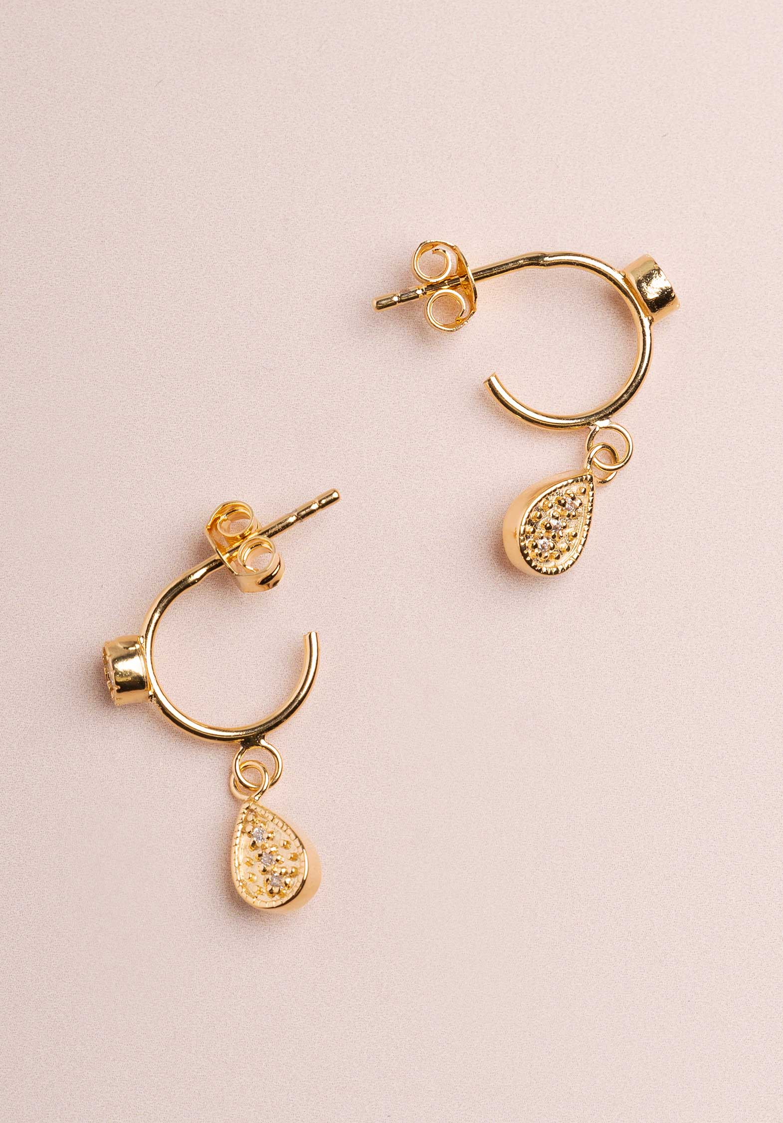 Buy Earring Mina Creoles Gold | Color: GOLD | Size: U Refurbished - $157.08 Earring Mina Creoles Gold | Color: GOLD | Size: U Refurbished - Rue Madame is a known brand, and the standardized name is " refurbished available on Cerqular