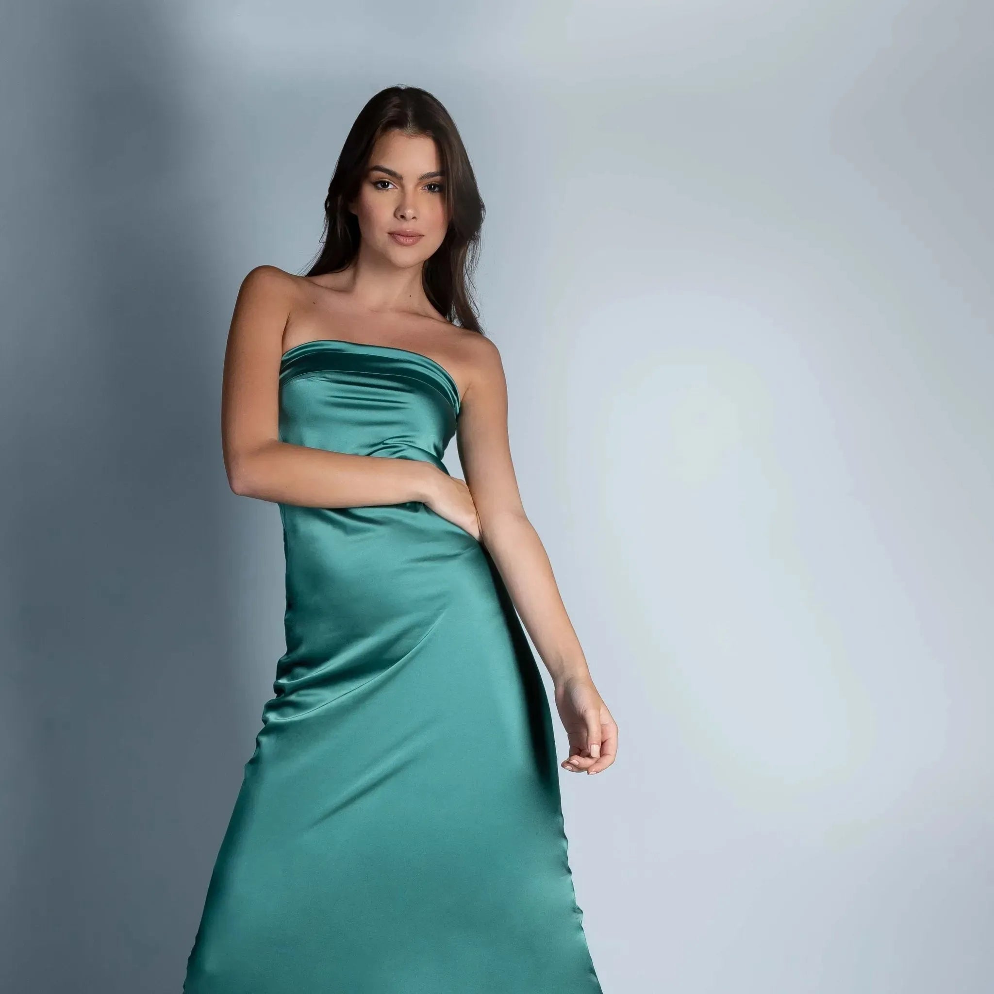 Buy Clara Long Dress | Size: M | Color: Green Refurbished - $190.00 Clara Long Dress | Size: M | Color: Green Refurbished - Aloud (note: this is a lesser-known brand, but it has refurbished available on Cerqular