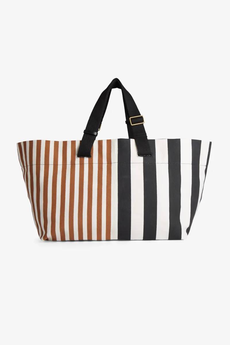 Tote Bag Ma17cbi01 Black | Color: BLACK | Size: U Refurbished - Rue Madame is a known brand, and the standardized name is " refurbished available on Cerqular