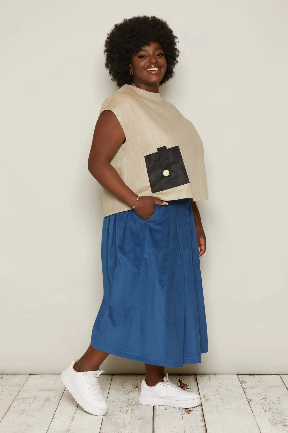 Emil Top (Beige) | size: 4XL Refurbished - N/A refurbished available on Cerqular