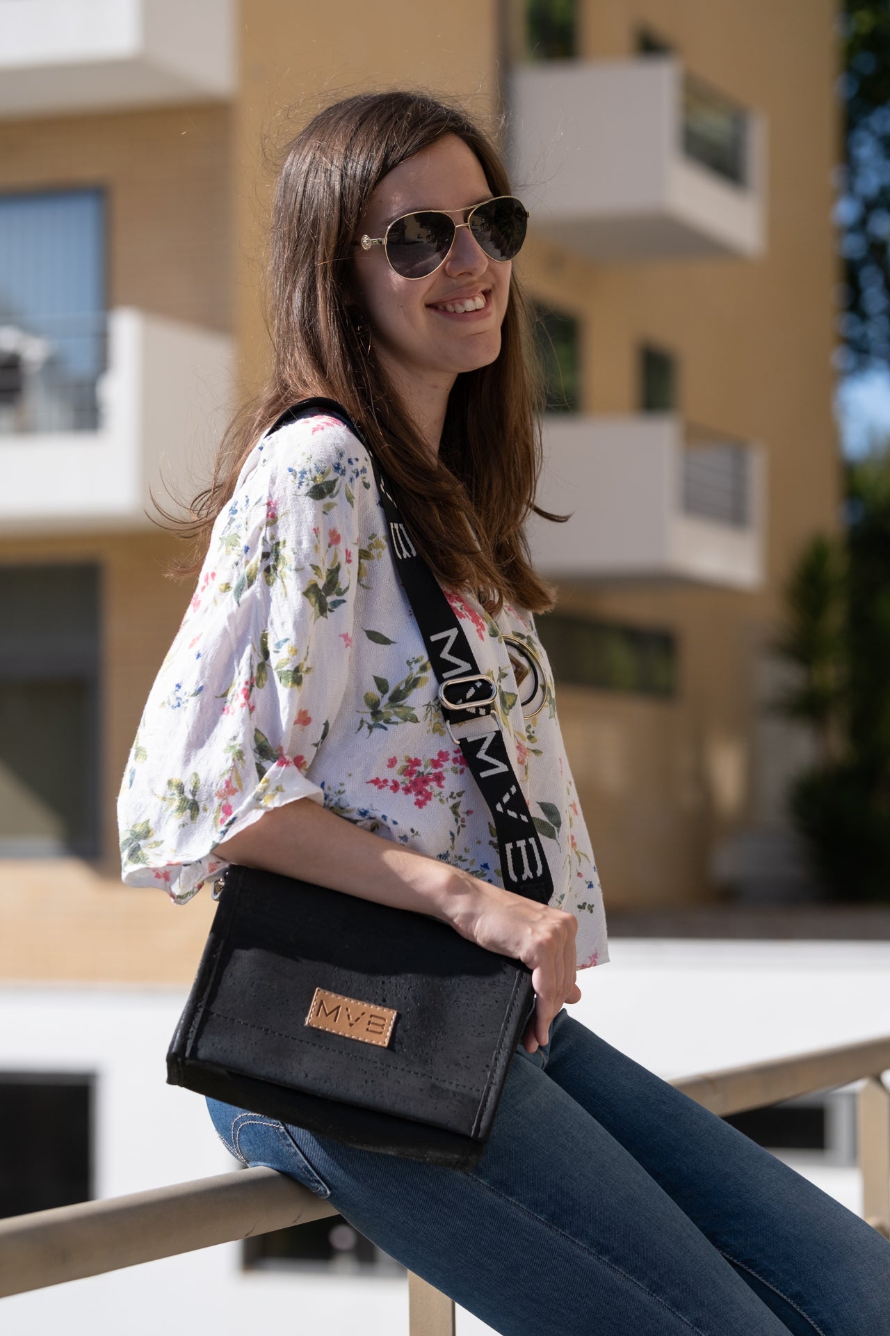 Night Vegan Crossbody Bag black cork | Choose Strap Style: MVB Strap Refurbished - My Vegan Bags refurbished available on Cerqular