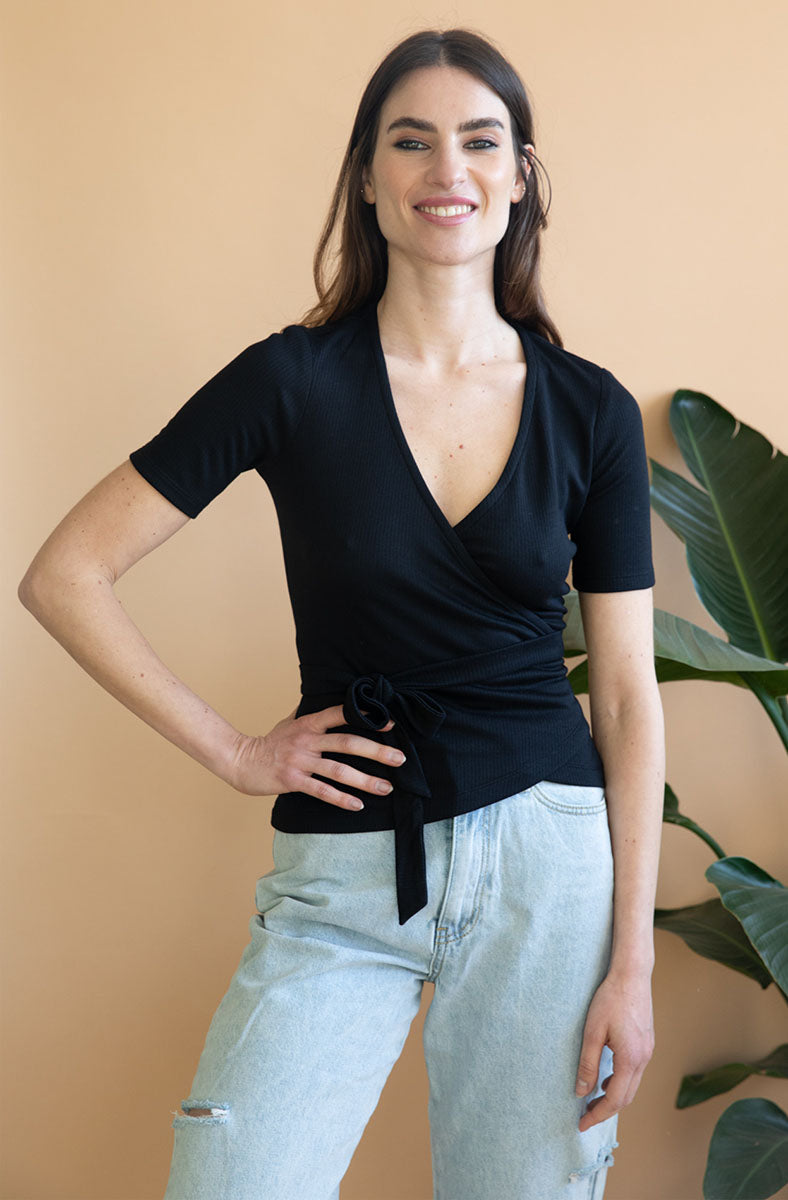 Buy Cache-cœur Olivier noir | Size: XS Refurbished - $72.80 Cache-cœur Olivier noir | Size: XS Refurbished - Avani Apparel refurbished available on Cerqular
