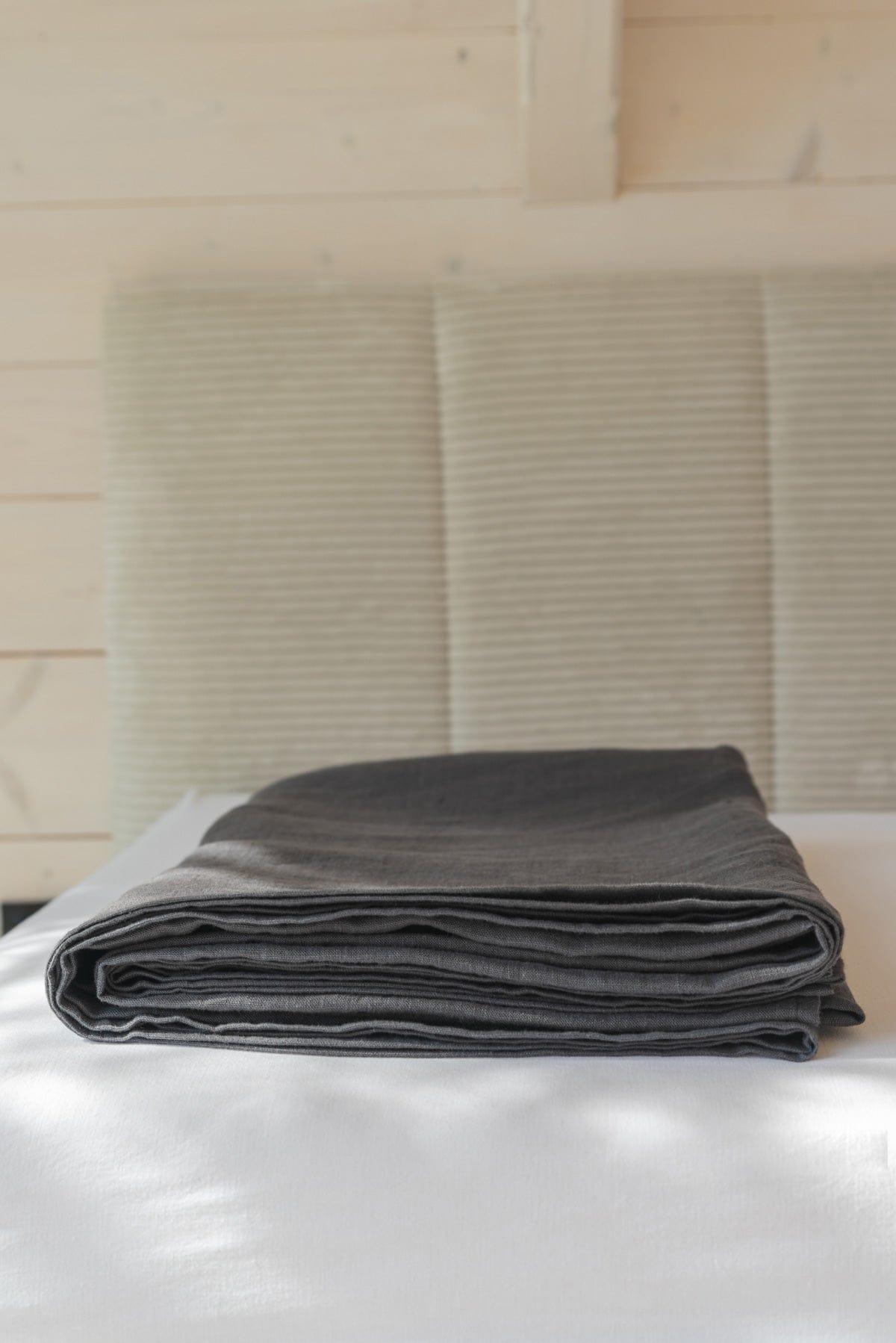 Buy Linen flat sheet in Charcoal | Size: EU/UK Double (IKEA) Refurbished - $115.00 Linen flat sheet in Charcoal | Size: EU/UK Double (IKEA) Refurbished - Amour Linen refurbished available on Cerqular