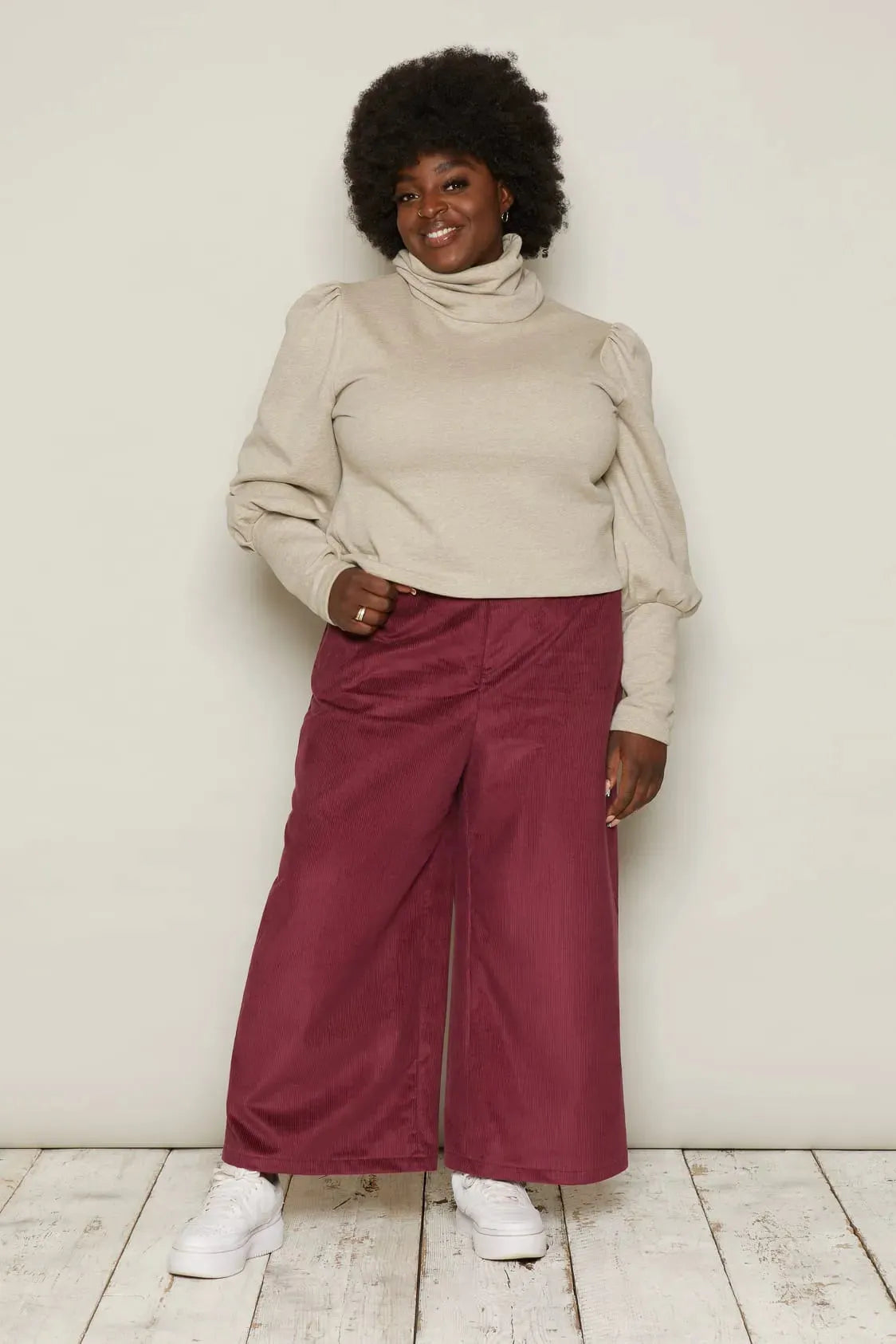 Logi Jumper (Beige) | size: 4XL Refurbished - N/A refurbished available on Cerqular