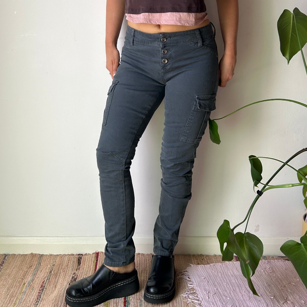 X-Cape Skinny Cargo Trousers - 29W UK 8 Grey Cotton Blend Refurbished - Thrifted (note: this is a term often used to describe second- refurbished available on Cerqular