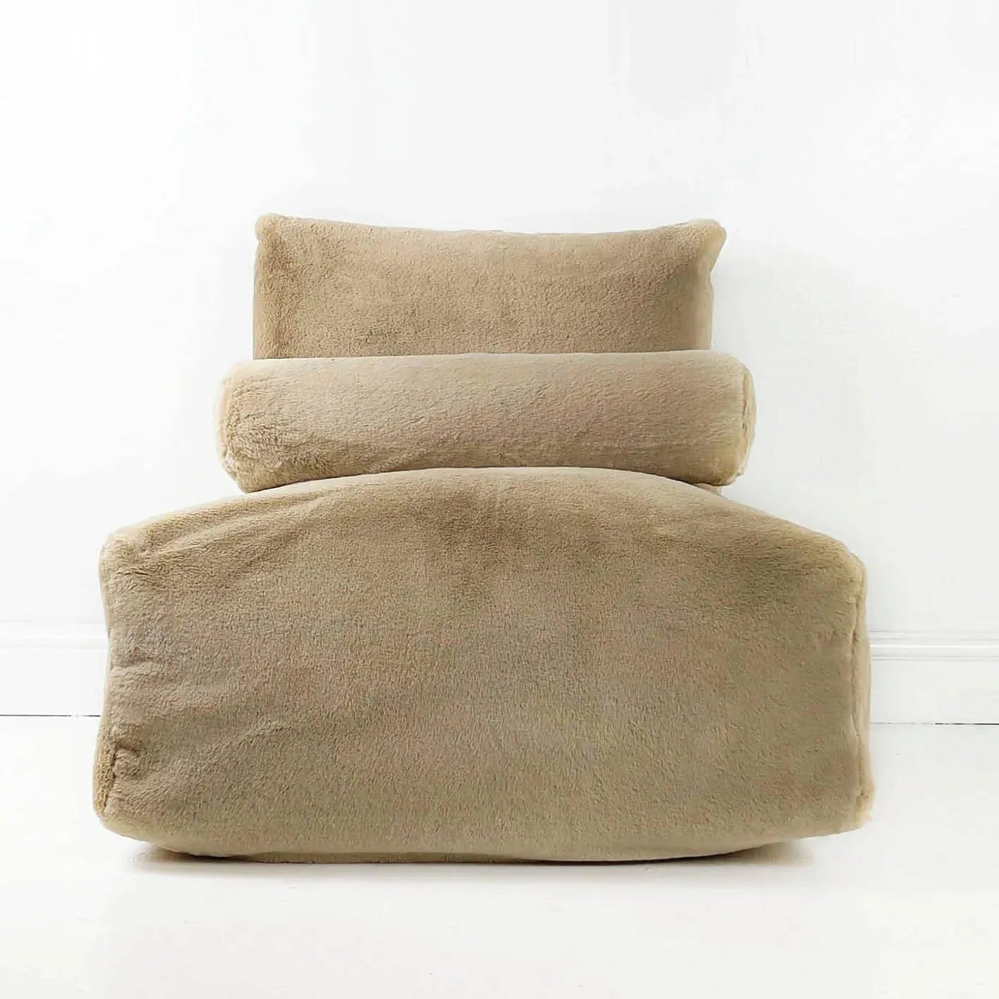 OOH POUF! Floor Cushion Set - Faux Fur Edition | Rozmiar: L | Kolor: Night Soul Refurbished - N/A (Note: I could not find a well-known brand with refurbished available on Cerqular