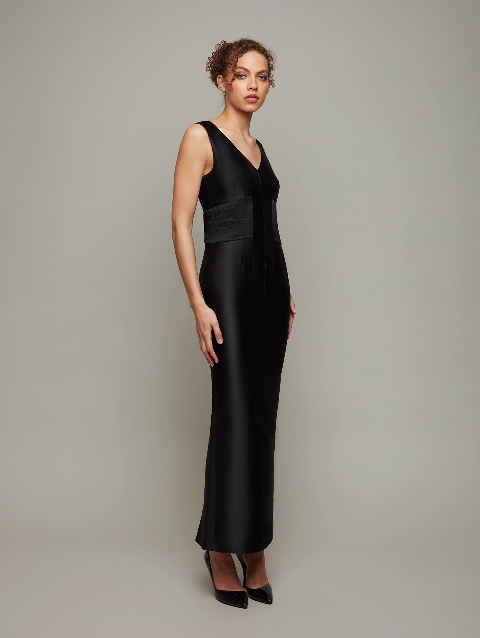 SCEPTRE | Column Evening Dress | Color: Black | Size: 8 Refurbished - N/A refurbished available on Cerqular